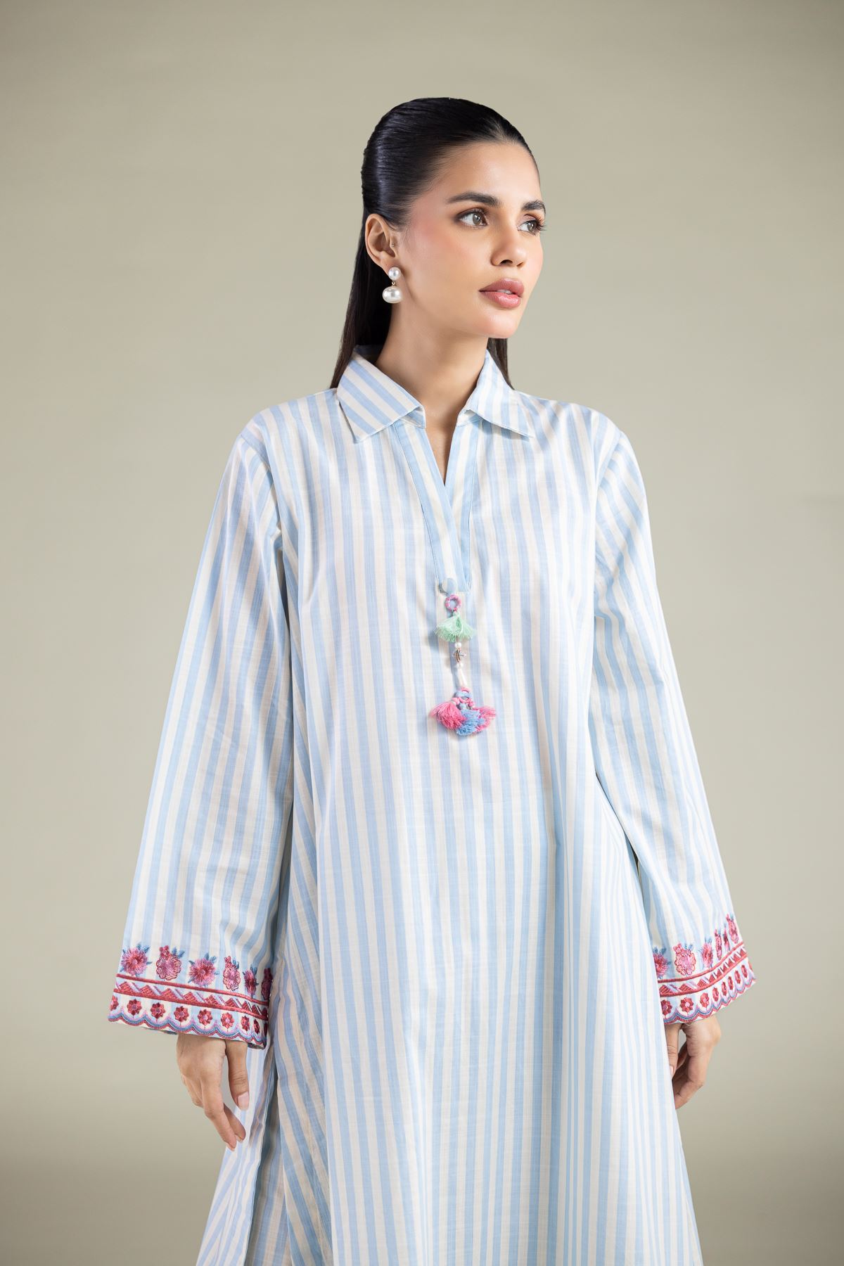 Embroidered Textured Cotton Kurta - 1-26-119-A-F-VG