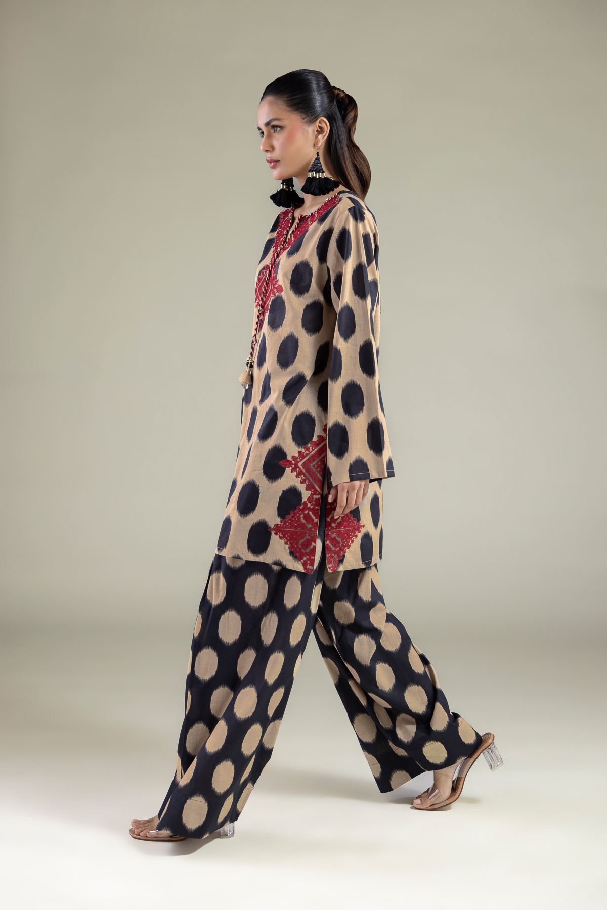 Embroidered Lawn 2-Piece Lawn Tailored - 1-26-101-A-D-VG