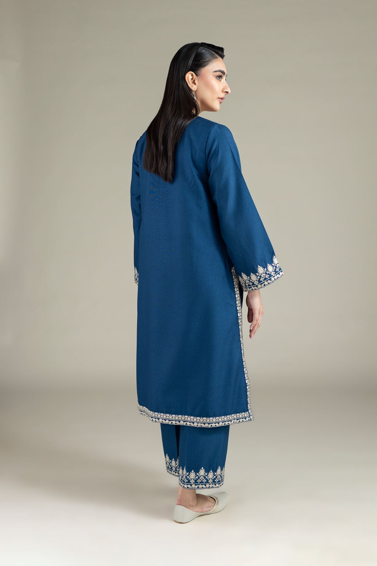 Embroidered Heavy Blended Viscose Kurta - OTD4-EX22-10TA-VG