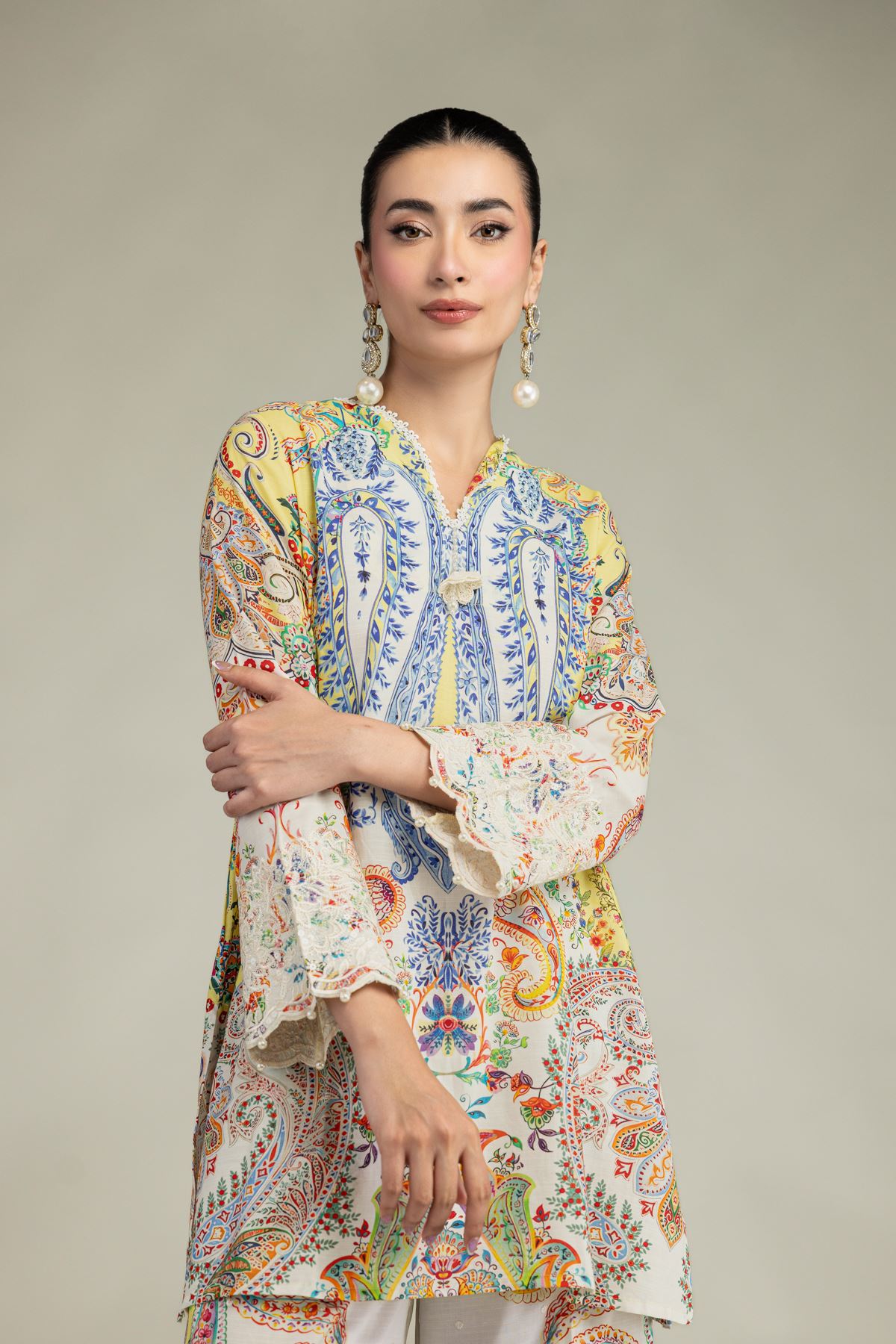 Embroidered Raw Silk Short Silk Kurta - 25-09-11E14-03TA-VG