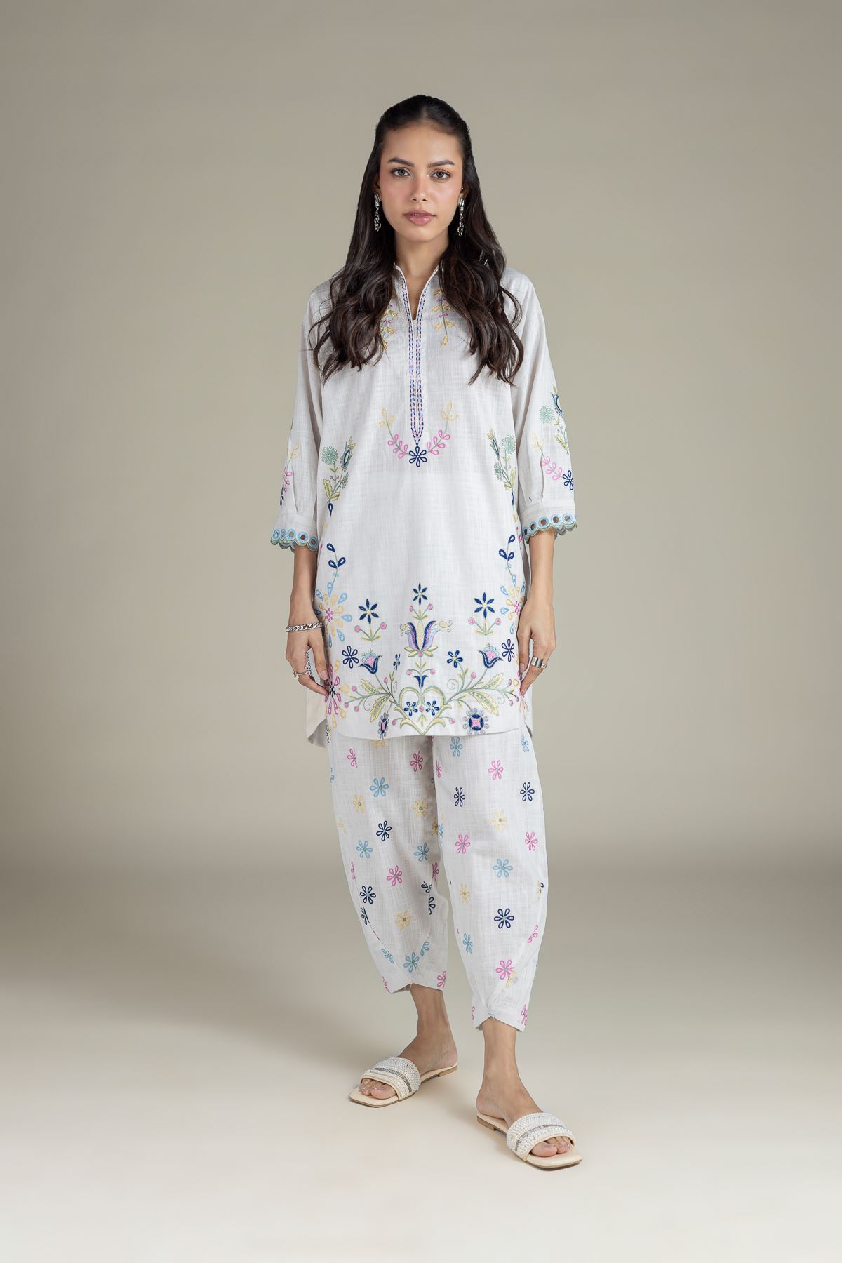 Embroidered Heavy Textured Cotton Kurta - 25-09-12E2-05TB-VG