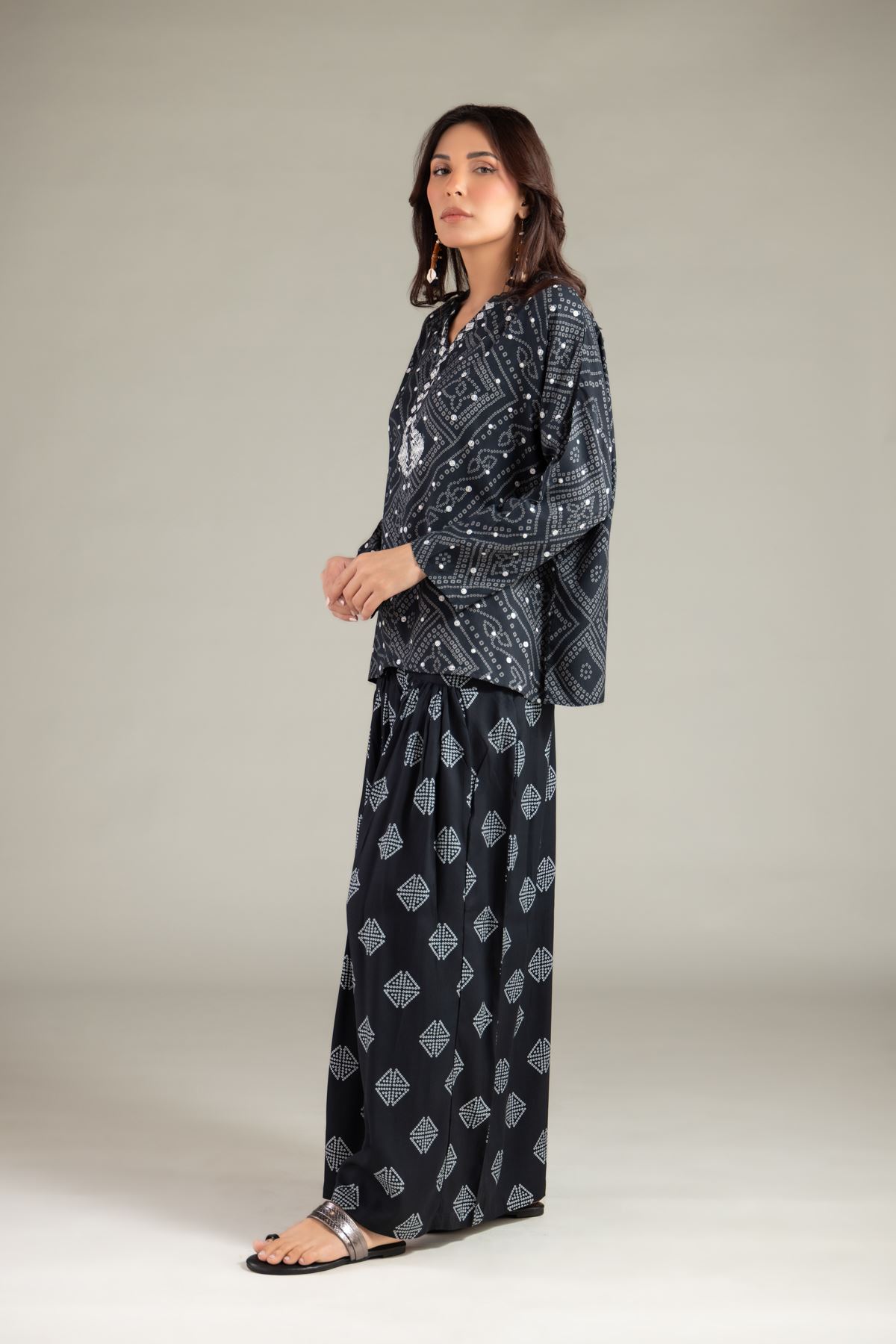 Embroidered Viscose Crepe Blouse - 6-26-104-A-E-VG