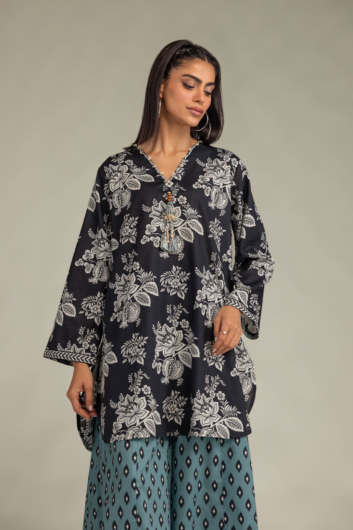 Printed Cambric Black Cambric Kurta - 2-26-308-A-G1-VG