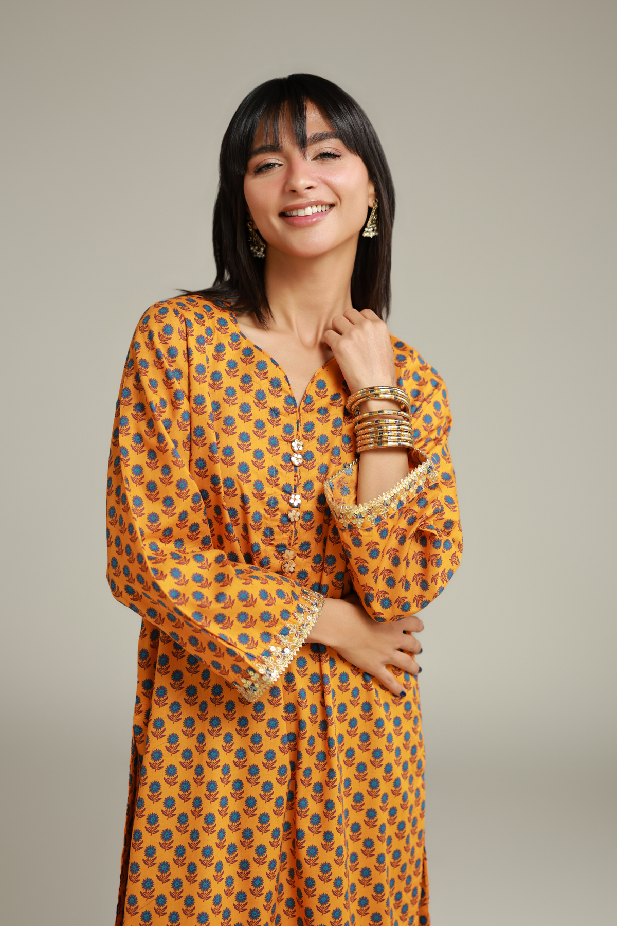 Embroidered Cambric Floral Cambric Kurta - 12-26-115-E-G-VG