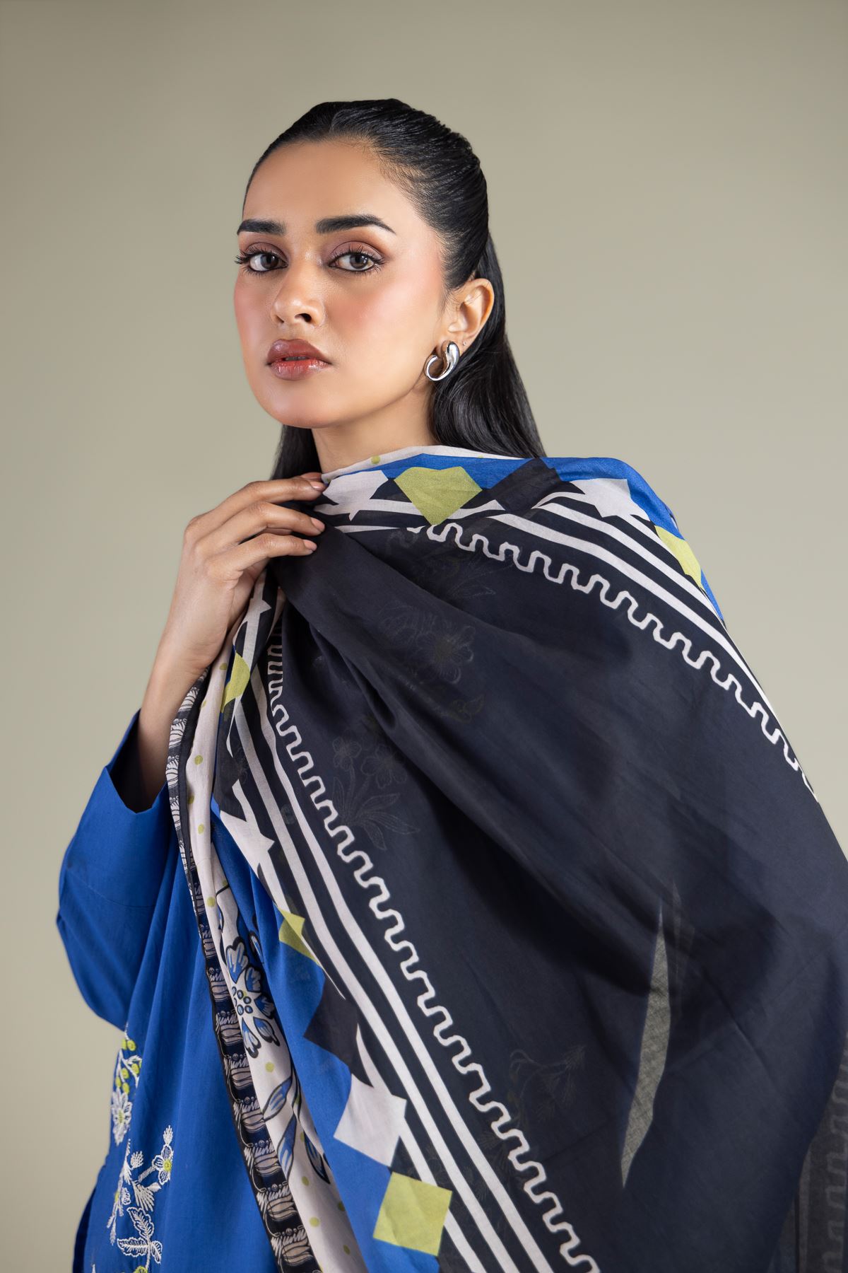 Embroidered Lawn Blue Lawn Dupatta - 1-26-140-A-C-VG