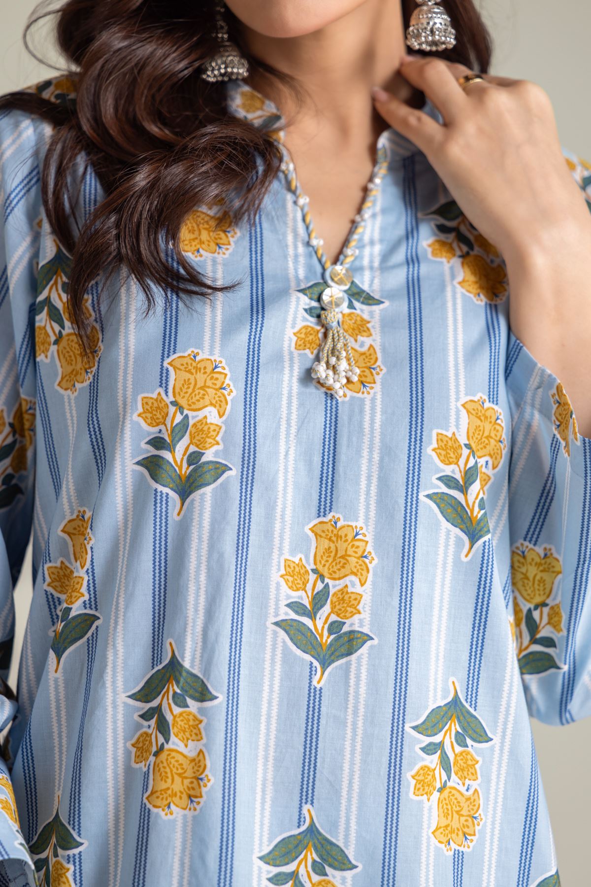 Embroidered Cambric Blue V-Neck Kurta - 1-26-204-A-F1-VG