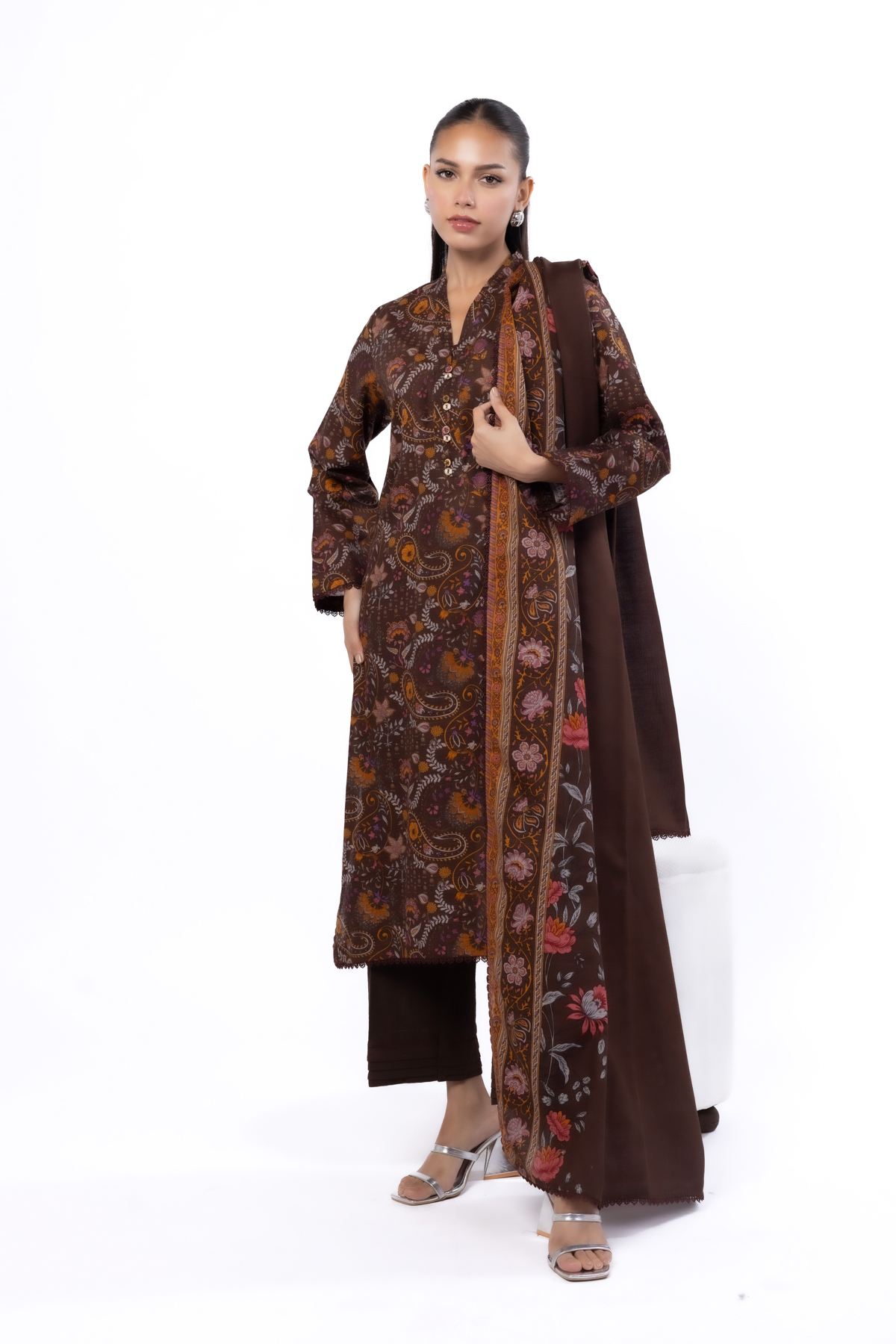 Printed Khaddar Fabrics 3 Piece - 1-26-210-B-J1-VG