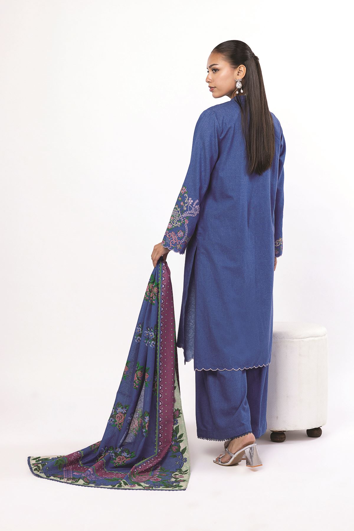 Embroidered Karandi Tailored 3 Piece - LKW44AST-VG