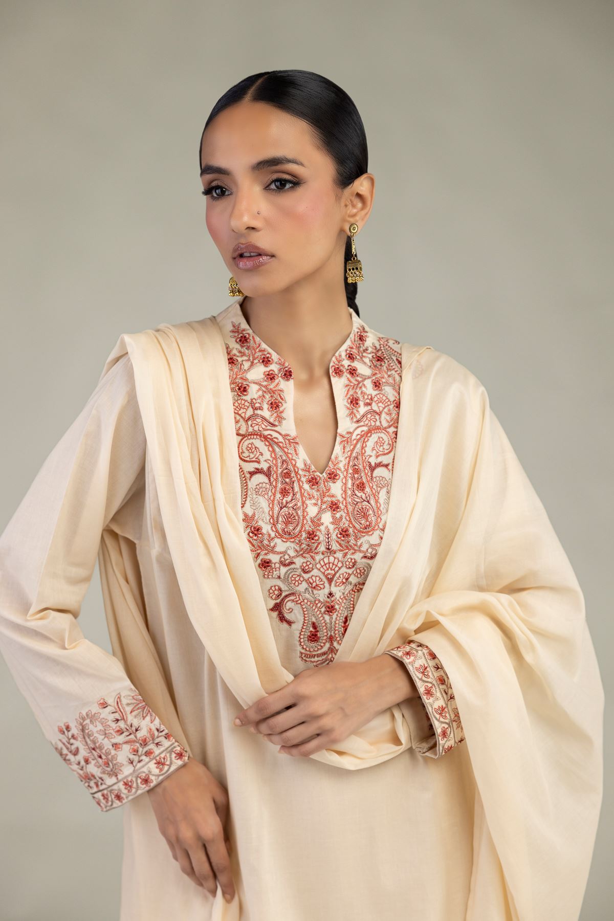Embroidered Lawn Floral Lawn Dupatta - 1-26-325-C-A1-VG