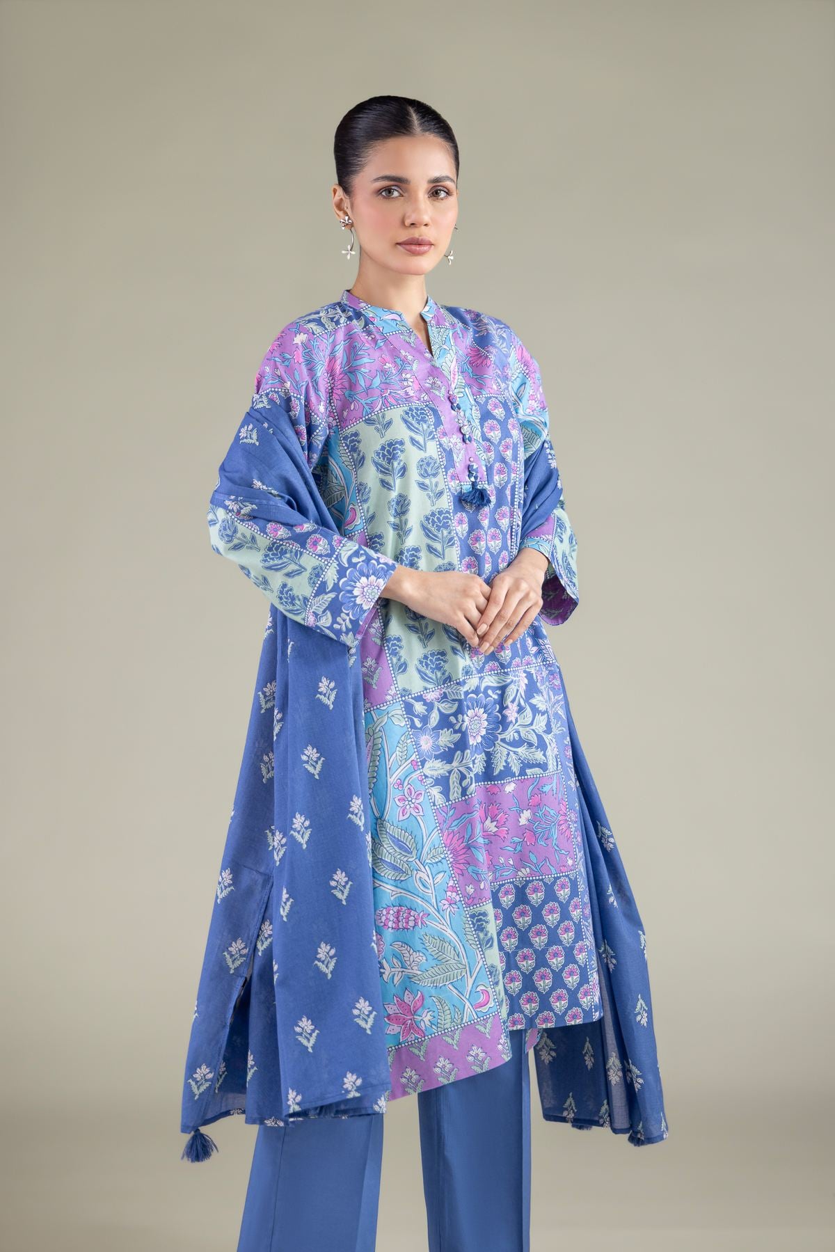 Printed Lawn Floral Tassel Dupatta - 1-26-119-C-H-VG