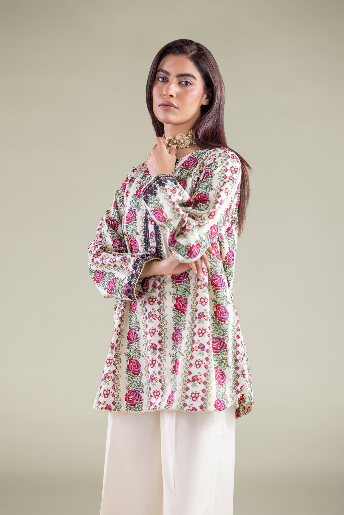 Embroidered Cambric Kurta - 1-26-104-A-B-VG