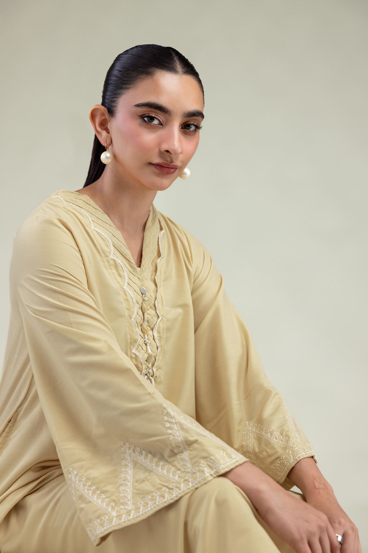 Embroidered Arabic Lawn Long Lawn Kurta - T-A33-26-210FJ1-VG