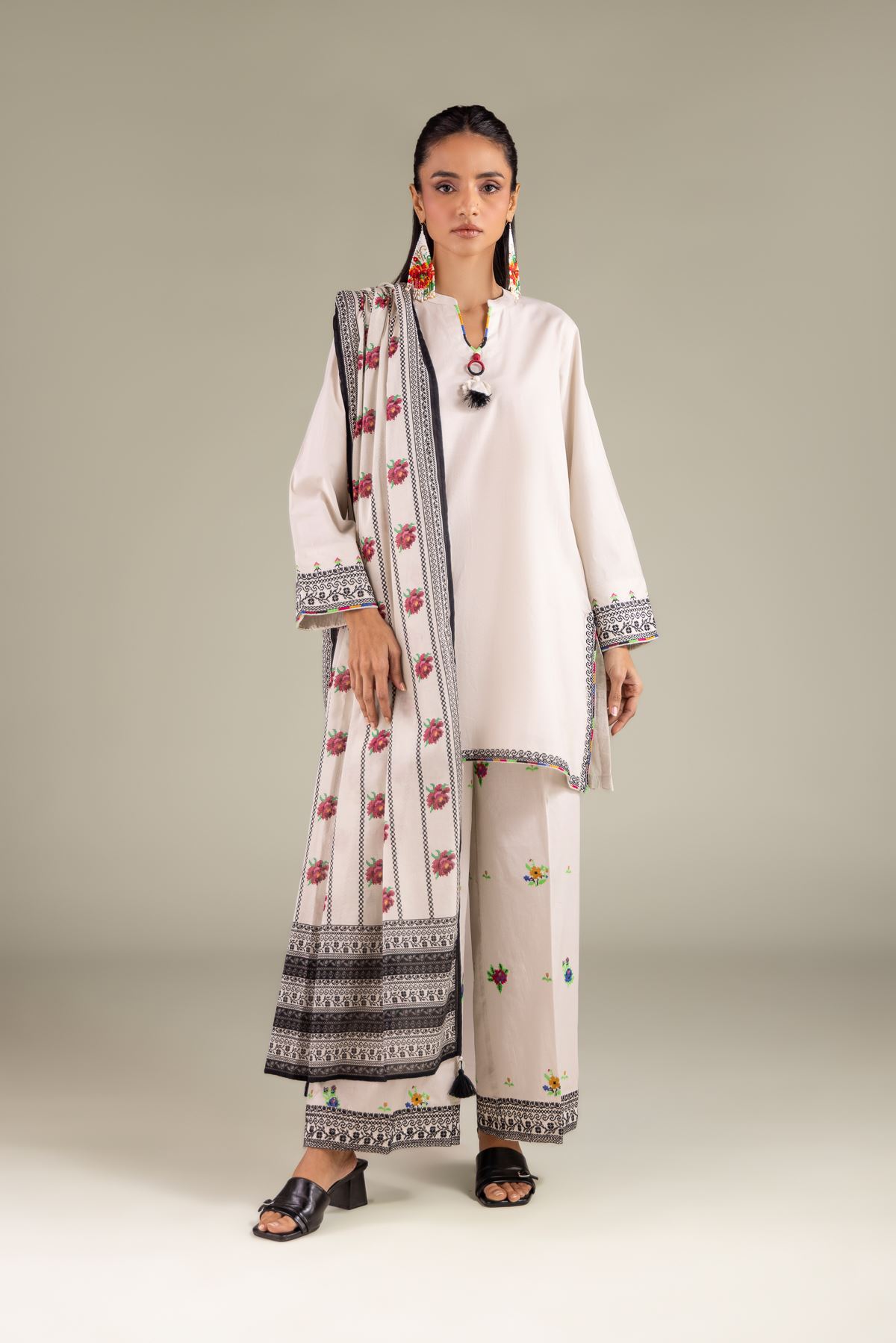 Embroidered Lawn Draped Tassel Dupatta - 1-26-146-A-H-VG