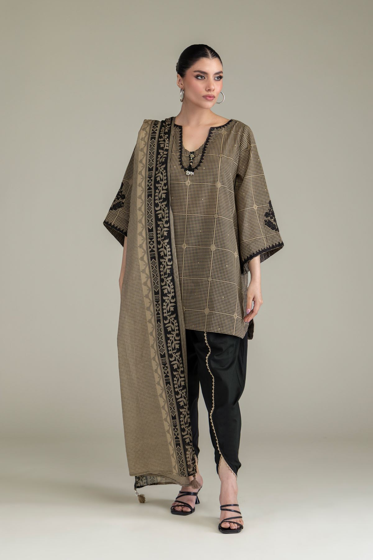 Embroidered Cambric Black Cambric Shalwar - 1-26-238-A-E1-VG