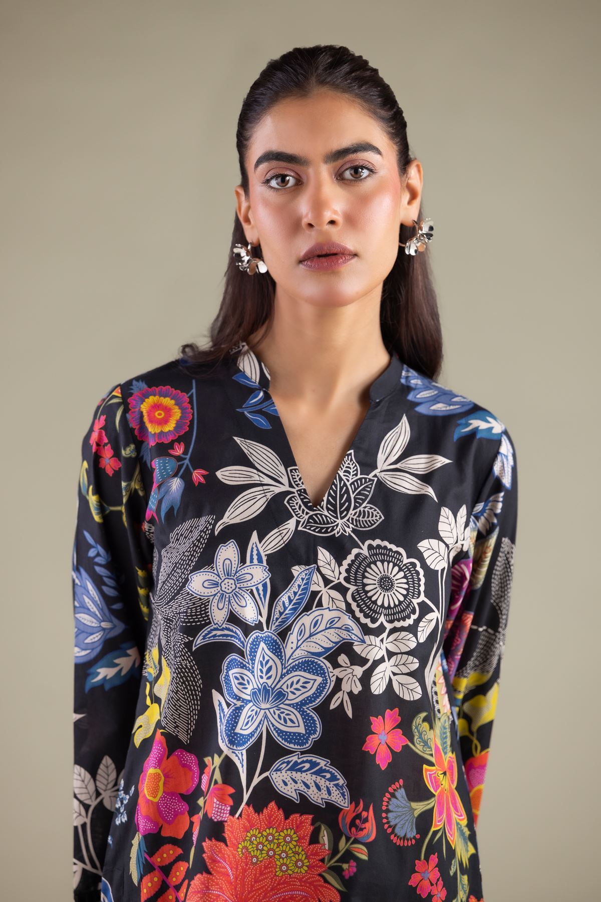 Printed Cambric Floral V-Neck Kurta - 1-26-112-A-D-VG