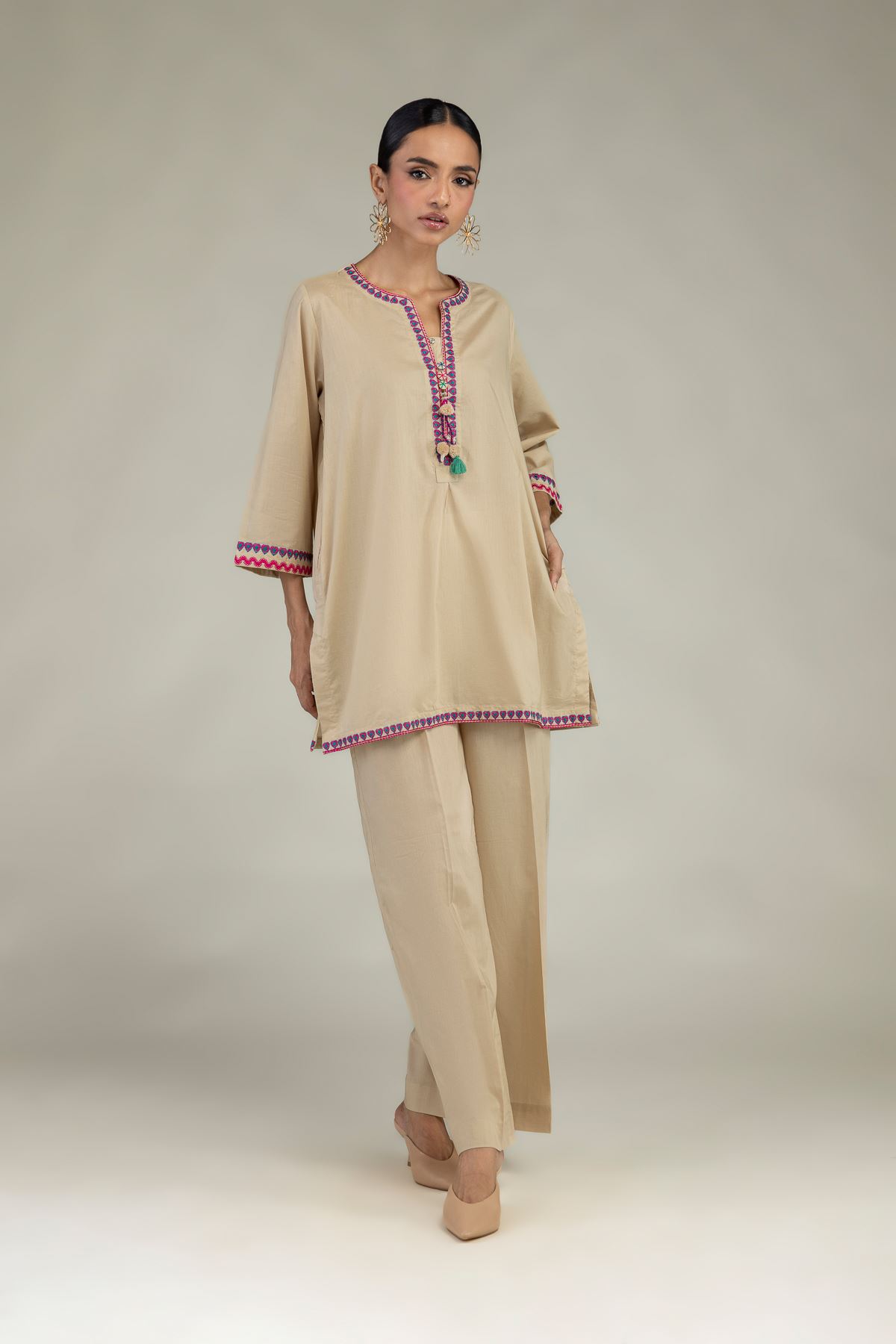 Embroidered Cambric Short Cambric Kurta - 1-26-226-A-I1-VG