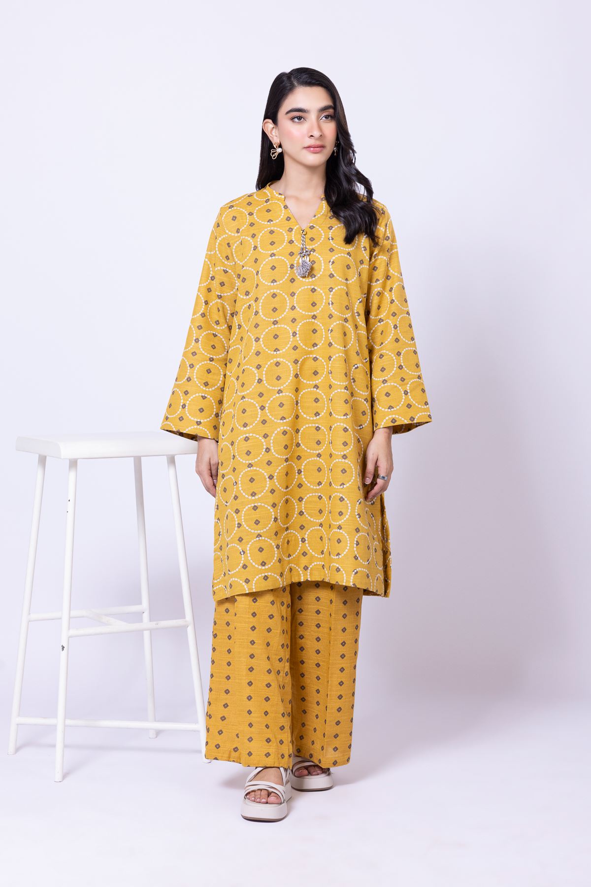 Printed Khaddar V-Neck Geometric Kurta - 25-10-12E7-04TA-VG