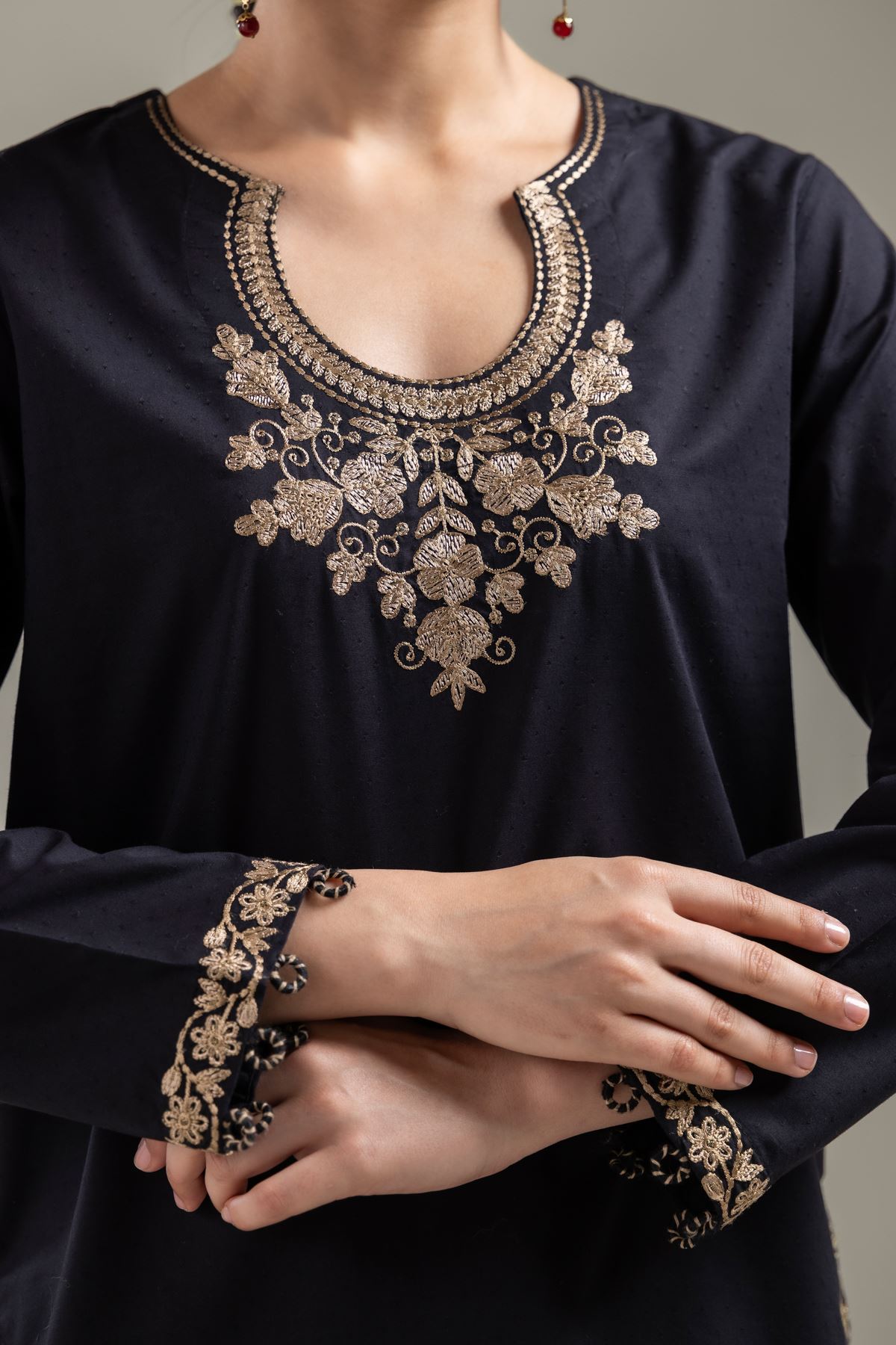 Embroidered Cotton Dobby Black Cotton Kurta - T-A22-26-122FI1-VG