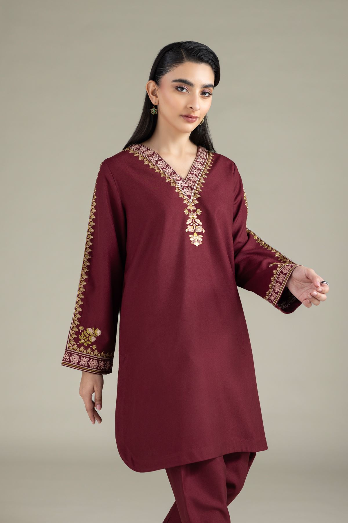Embroidered Heavy Blended Viscose Kurta - 25-10-12E5-09TA-VG