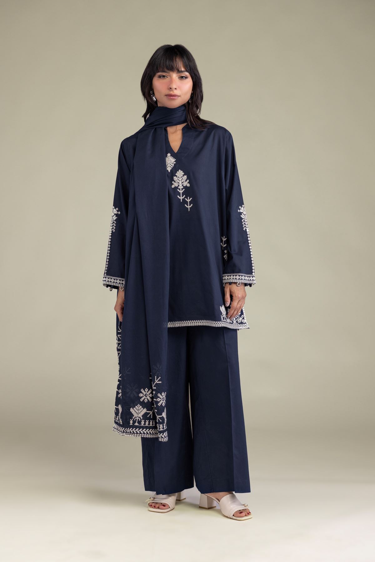 Embroidered Lawn Lawn Threadwork Dupatta - 1-26-231-A-I1-VG