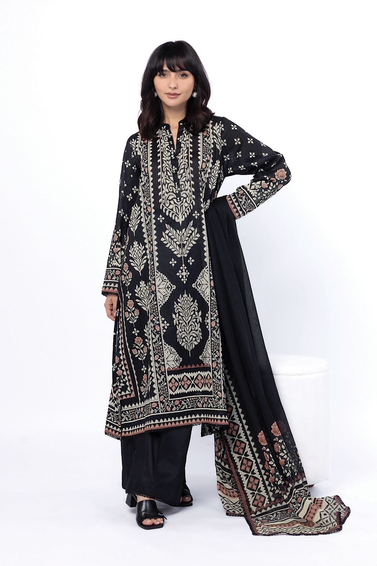 Buy Fabrics 3 Piece | 0.0 N/A | SS2533B-VG_MULTI | Khaadi Pakistan