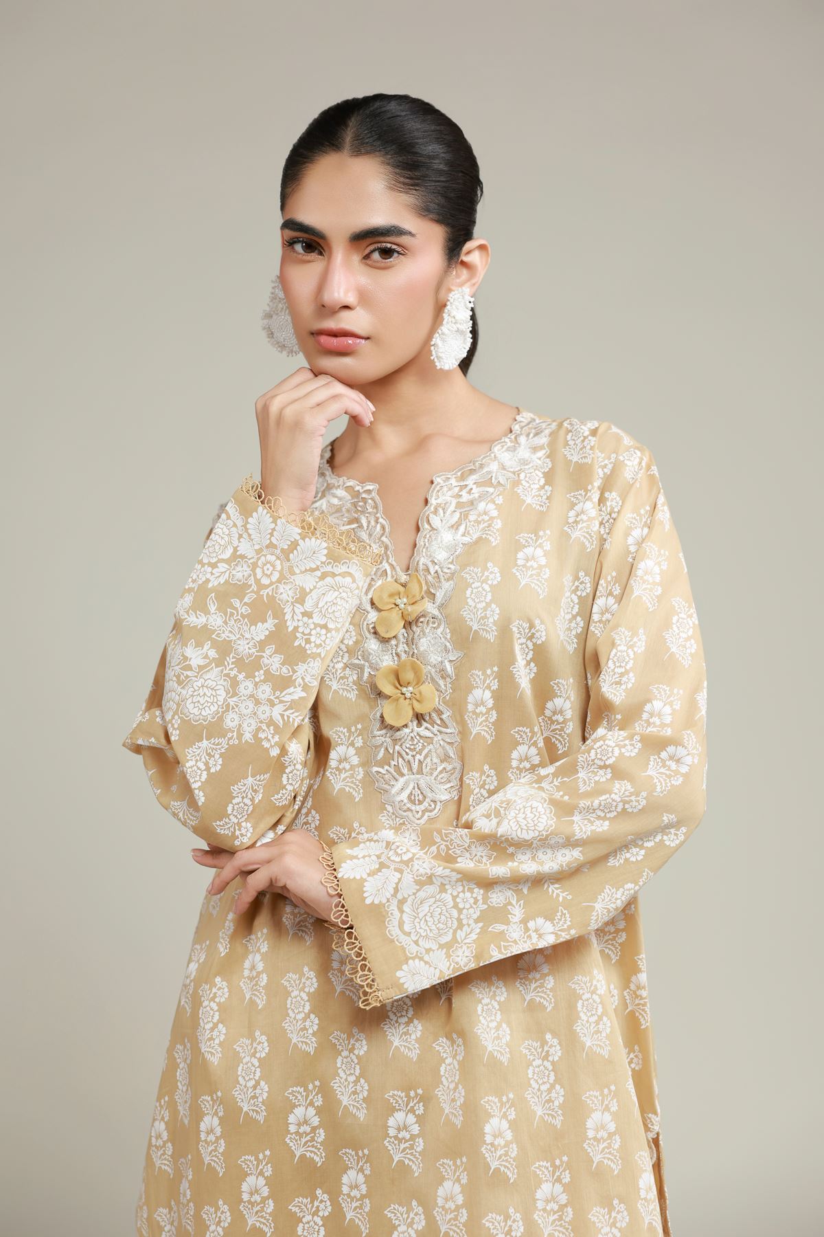 Embroidered Lawn Lawn Tailored Set - T-A113-26-111EE1-VG