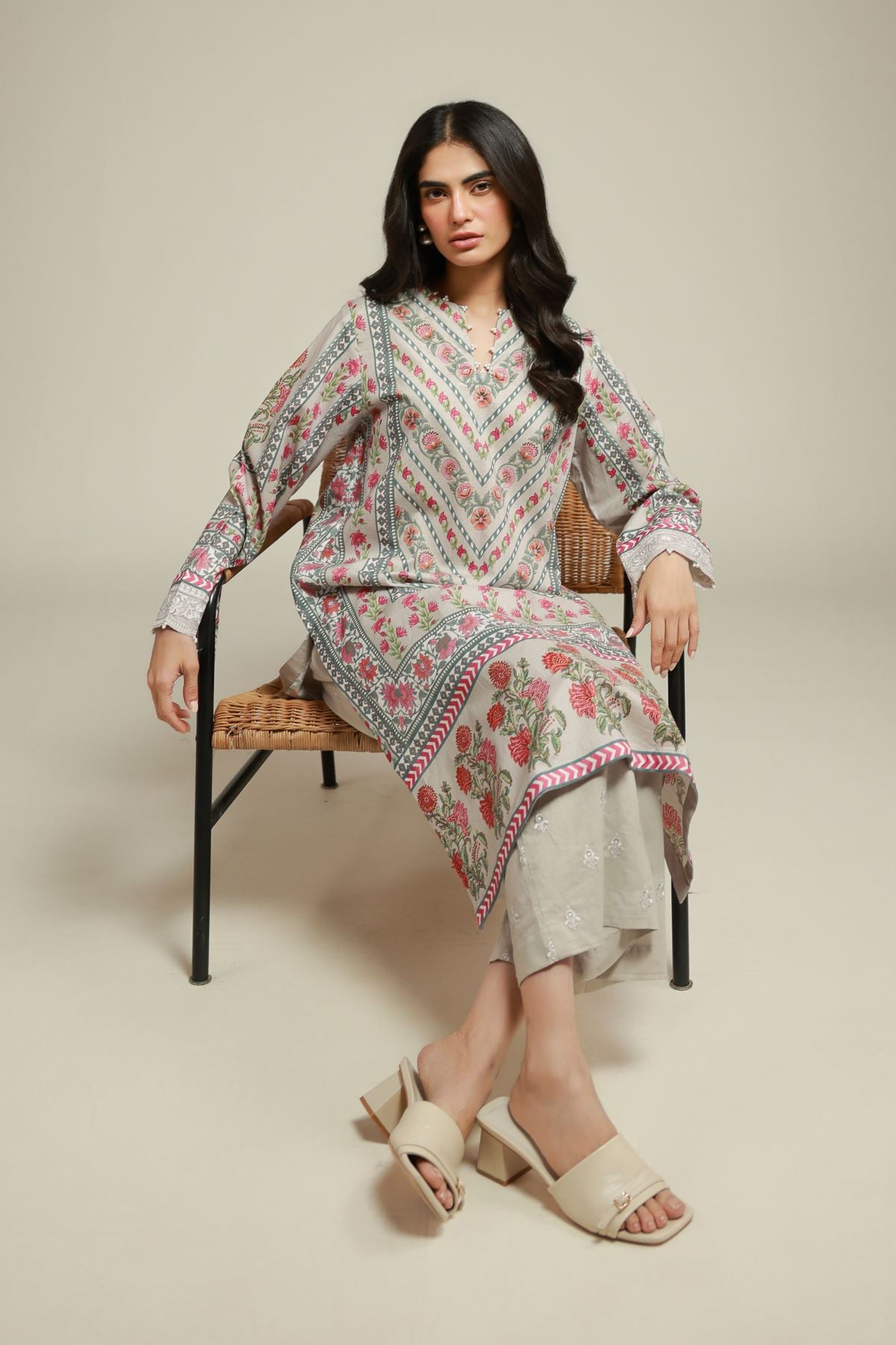 Embroidered Textured Lawn 2-Piece Tailored Set - T-A33-26-103FJ2-VG