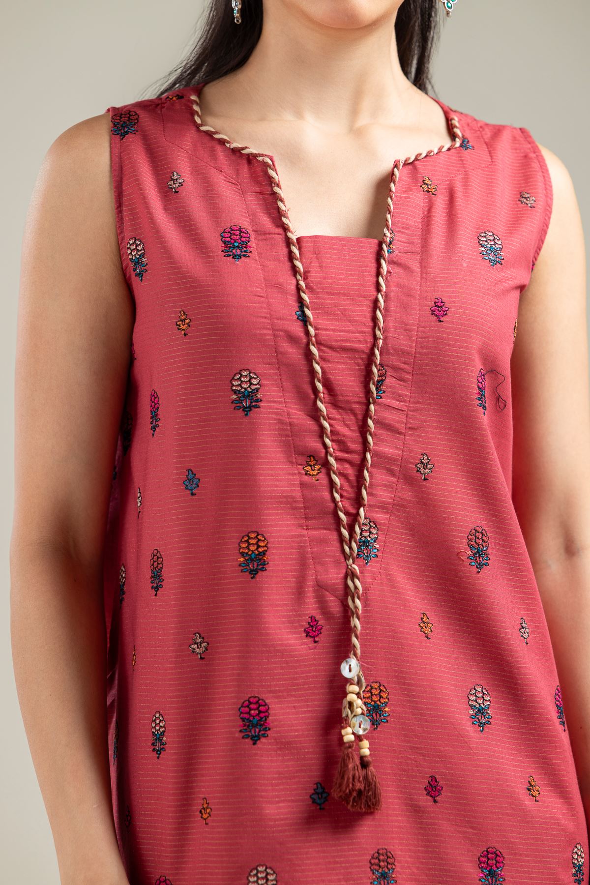 Embroidered Mesuri Sleeveless Longline Kurta - T-A33-26-102FD-VG