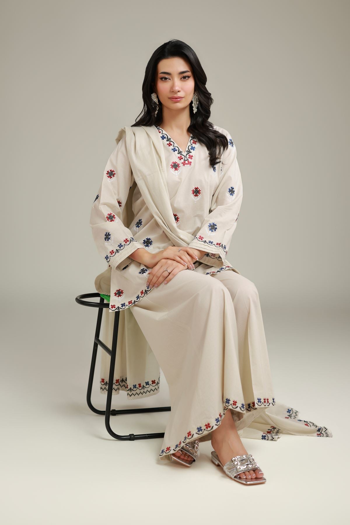 Embroidered Cambric Floral V-Neck Kurta - 1-26-120-A-A-VG
