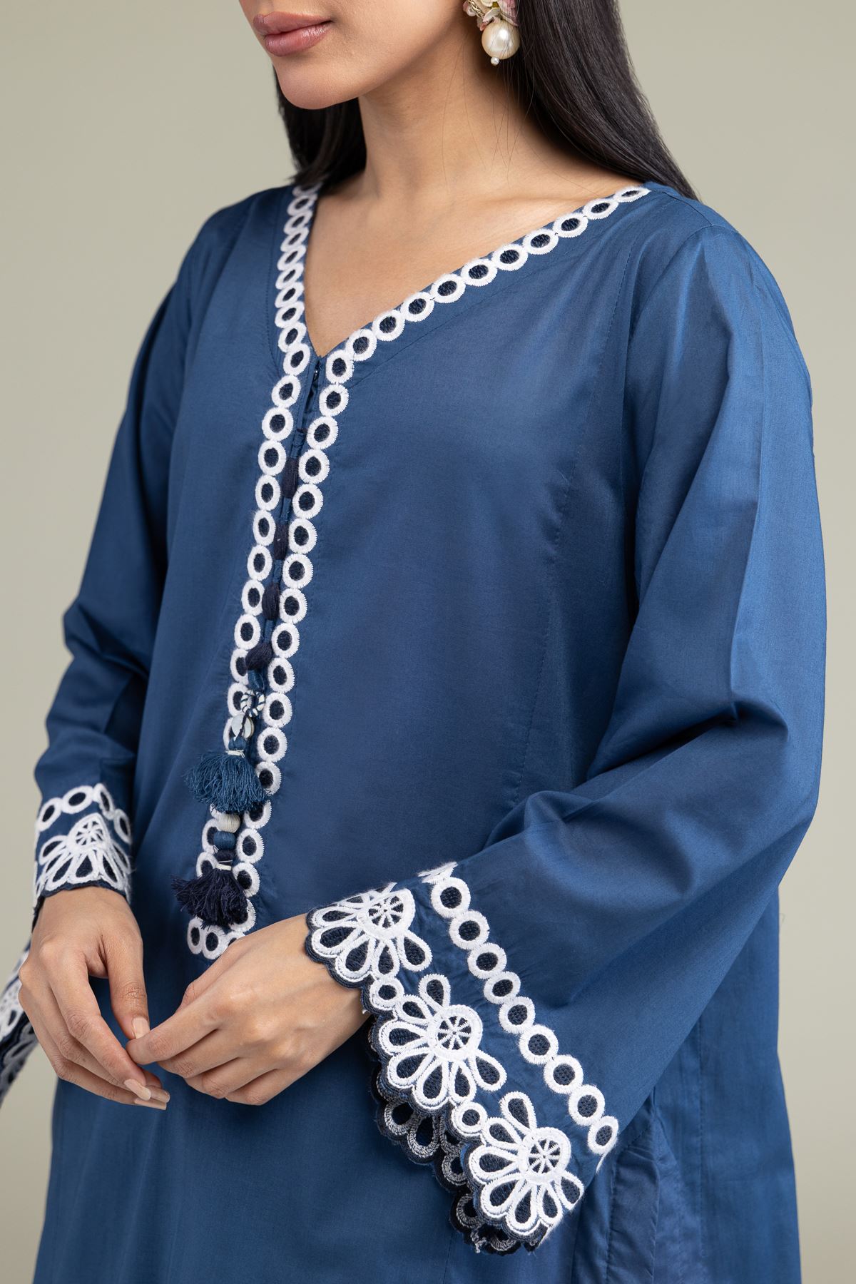 Embroidered Cambric Long Cambric Kurta - T-A11-26-101FH1-VG