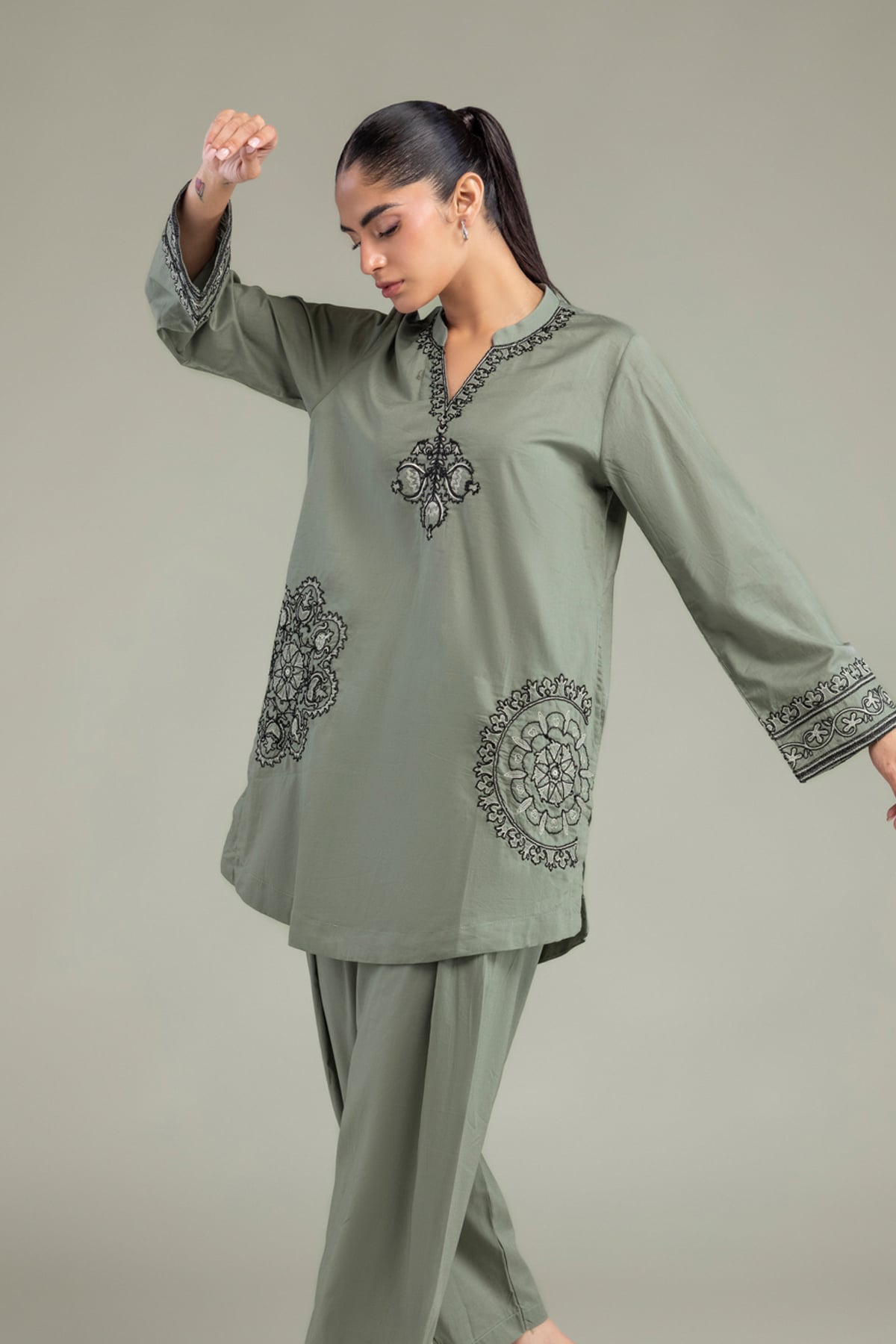 Embroidered Cambric Olive Cambric Kurta - A22-26-214FH1-VG