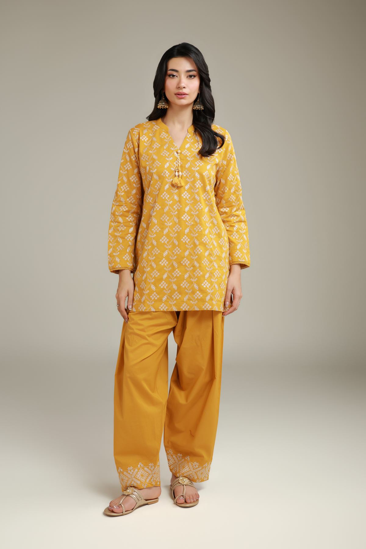 Embroidered Cambric Cambric V-Neck Kurta - 25-09-10E2-07TB-VG