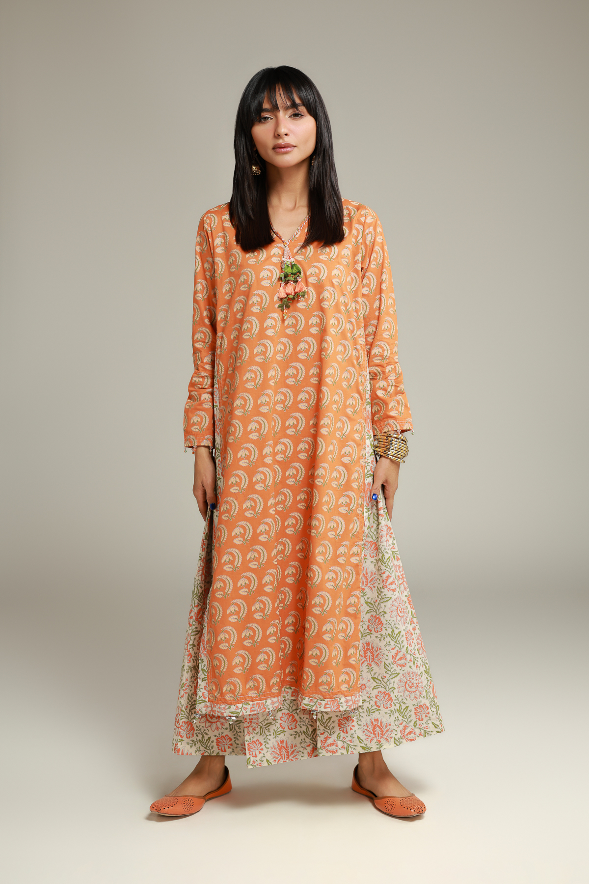Printed Cambric Floral Tassel Kurta - T-A33-26-103FF2-VG