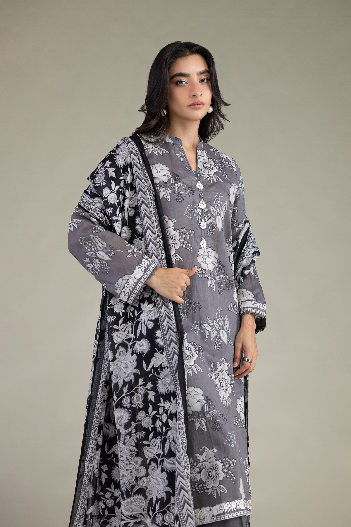 Embroidered Cambric Fabrics 3 Piece - T-A33-26-207FD1-VG