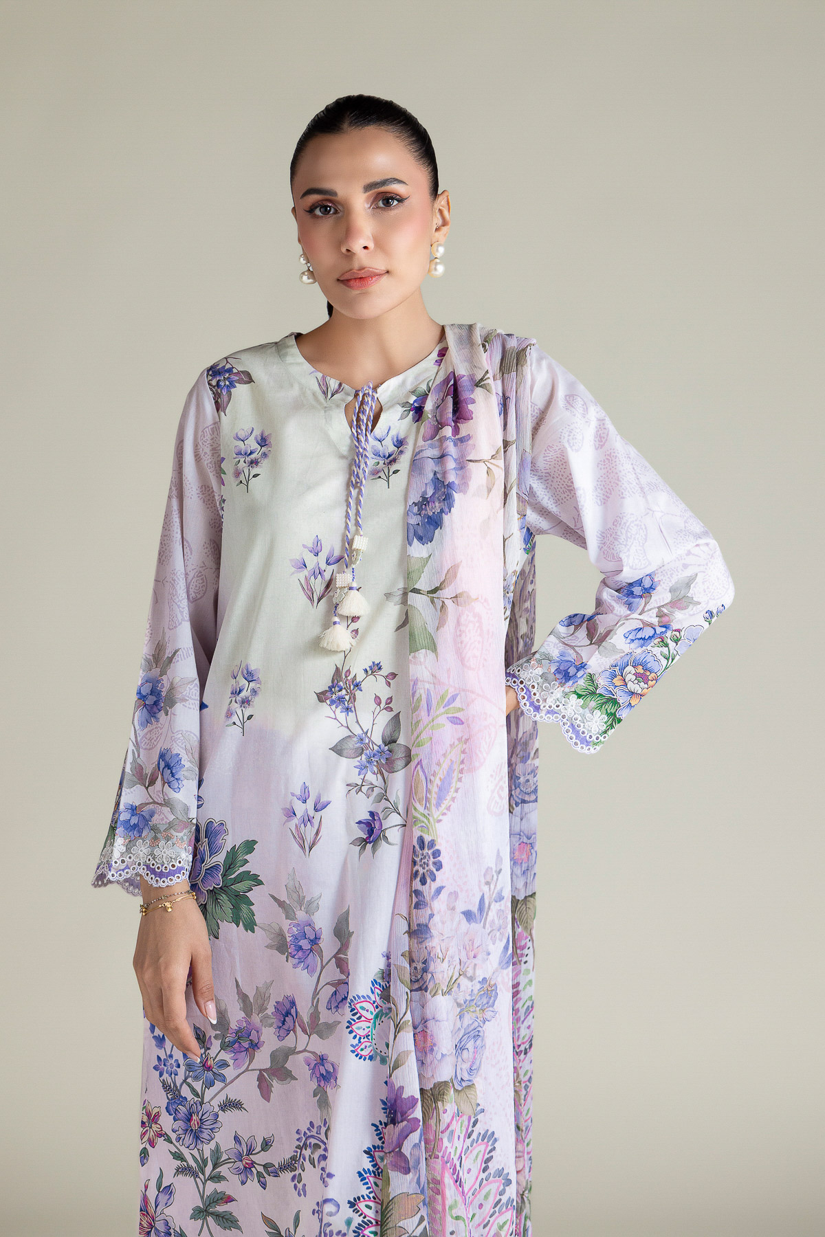 Embroidered Lawn Fabrics 3 Piece - T-A33-26-207FD1-VG