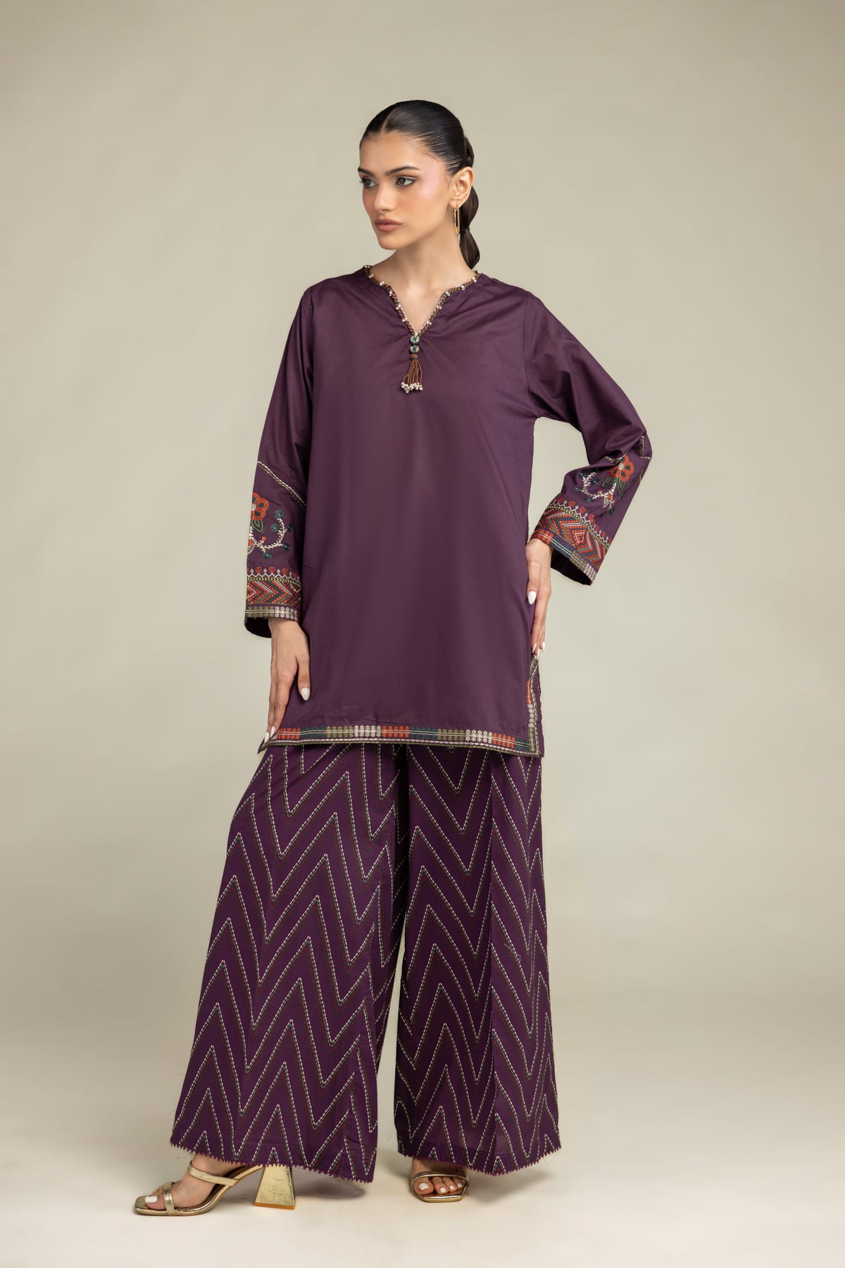 Embroidered Cambric Cambric V-Neck Kurta - 2-26-308-A-G1-VG