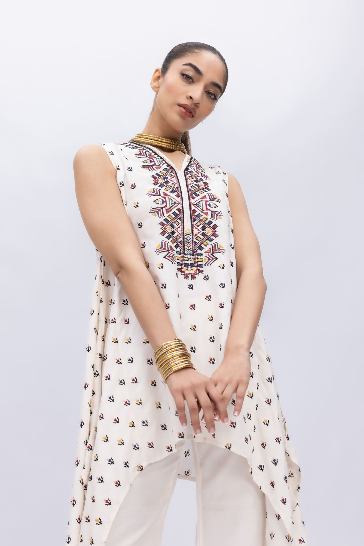 Embroidered Russian Raw Silk Kurta - 25-09-11W3-02SA-VG