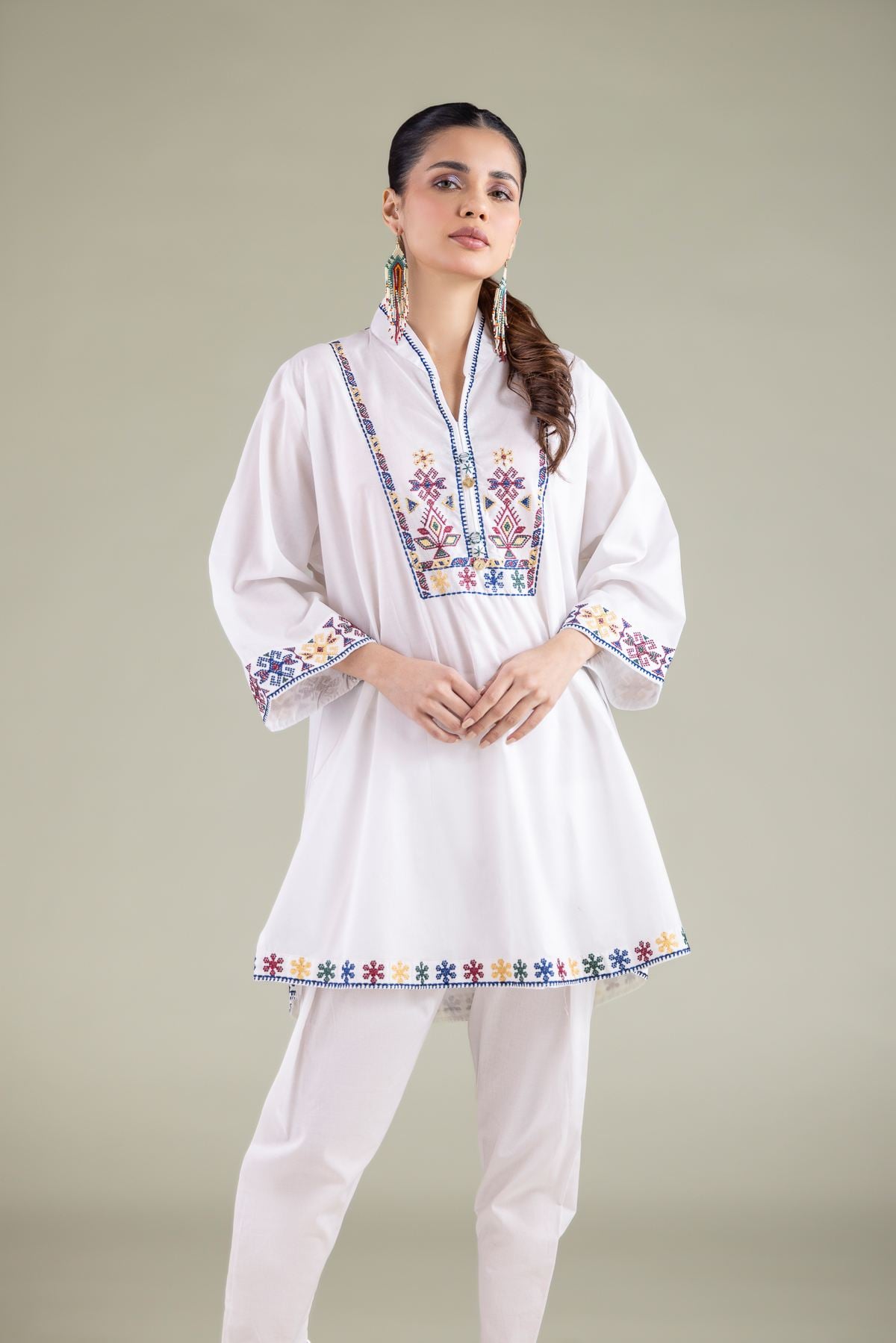 Embroidered Cambric Geometric V-Neck Kurta - 2-26-101-A-D-VG
