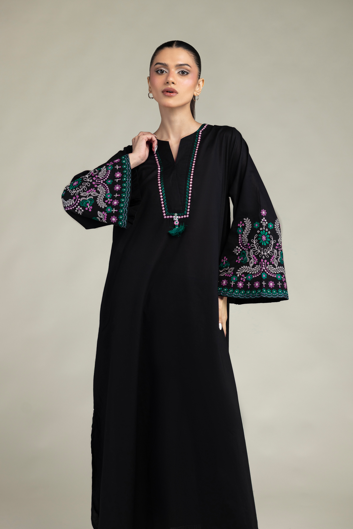Embroidered Cambric Black Cambric Kurta - 1-26-303-A-D1-VG