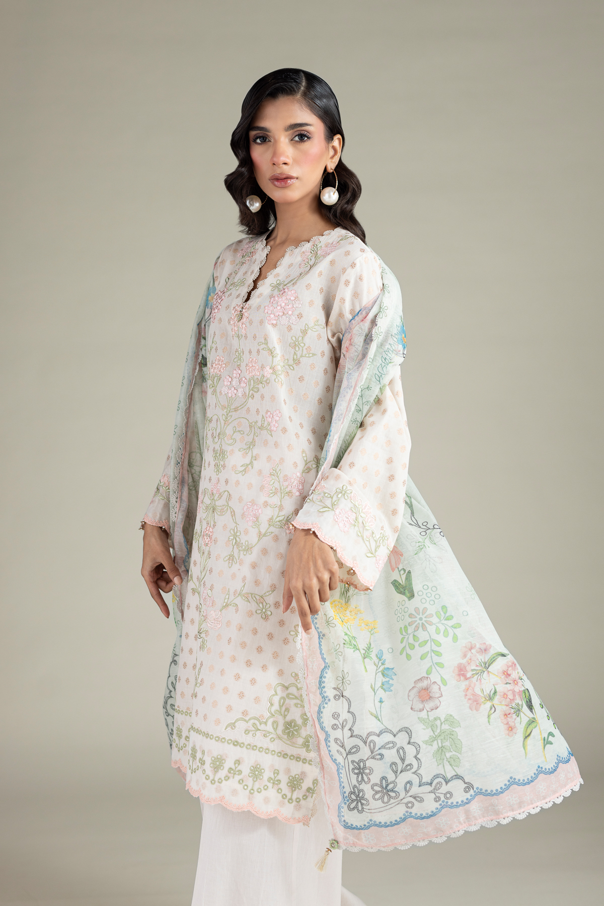Embroidered Jacquard Fabrics 3 Piece - A22-26-101FI-VG