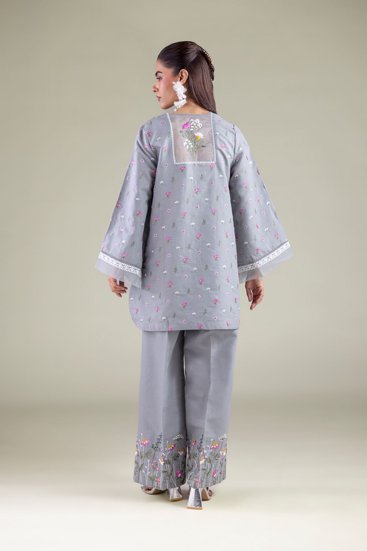 Embroidered Mesuri Floral V-Neck Kurta - 1-26-125-A-E-VG