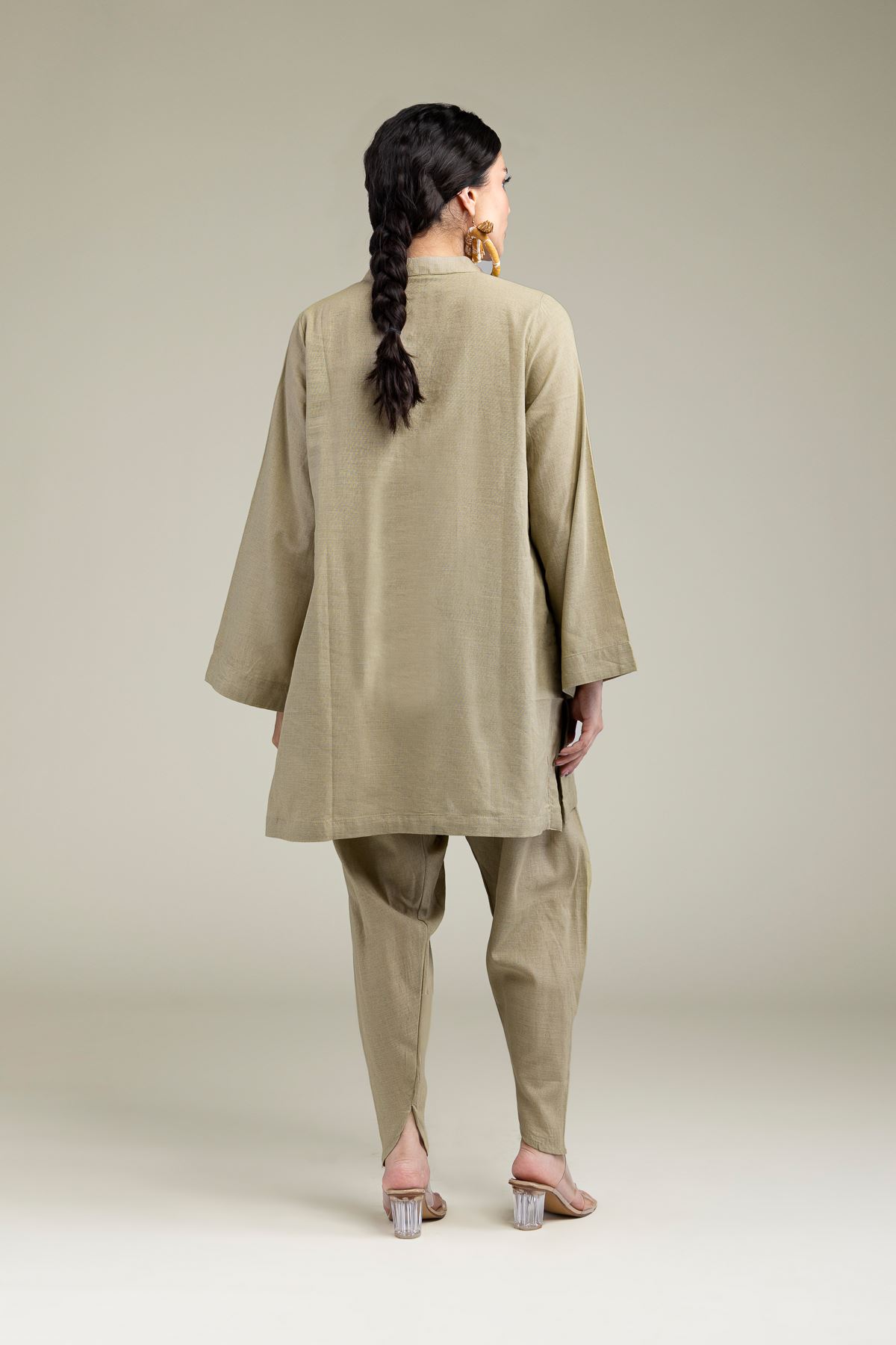 Dyed Blended Linen V-Neck Band-Collar Kurta - 1-26-209-A-E2-VG