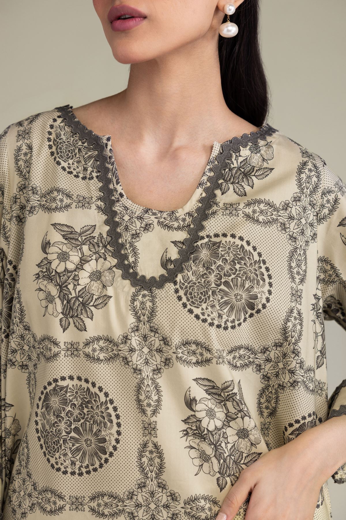 Printed Cotton Viscose Short Floral Kurta - 2-26-209-A-A1-VG