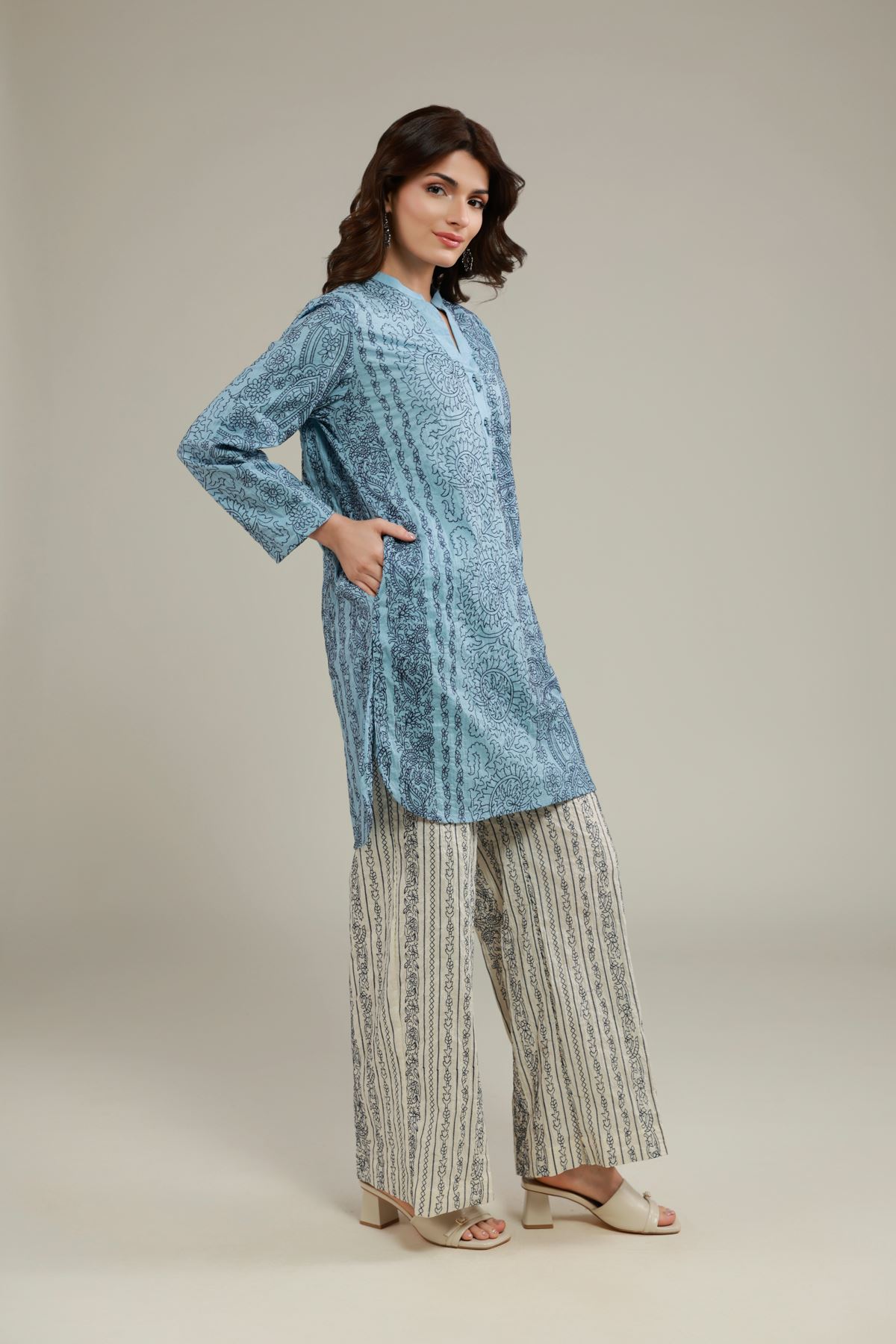Embroidered Cotton Crinkle Relaxed Striped Pants - 25-09-10E2-12BA-VG