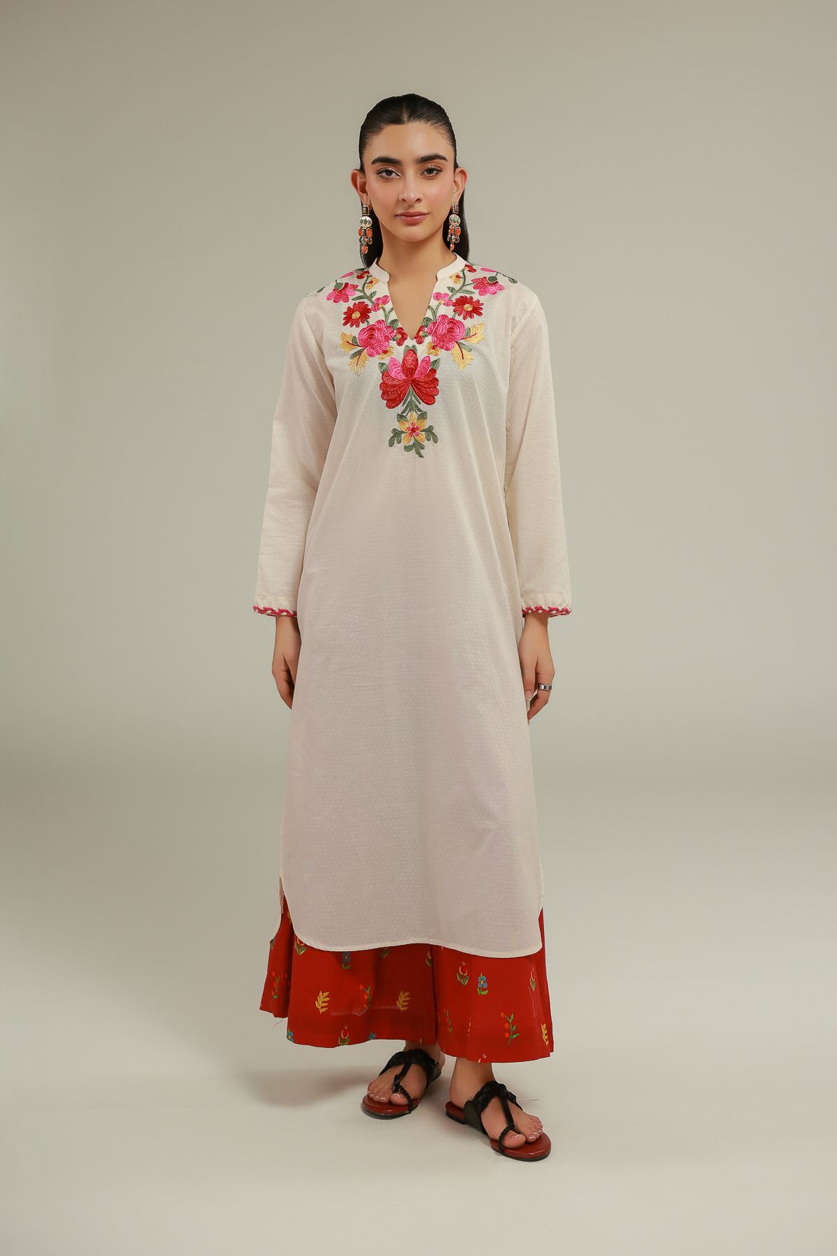 Embroidered Cotton Dobby White Cotton Kurta - 12-26-114-E-G-VG