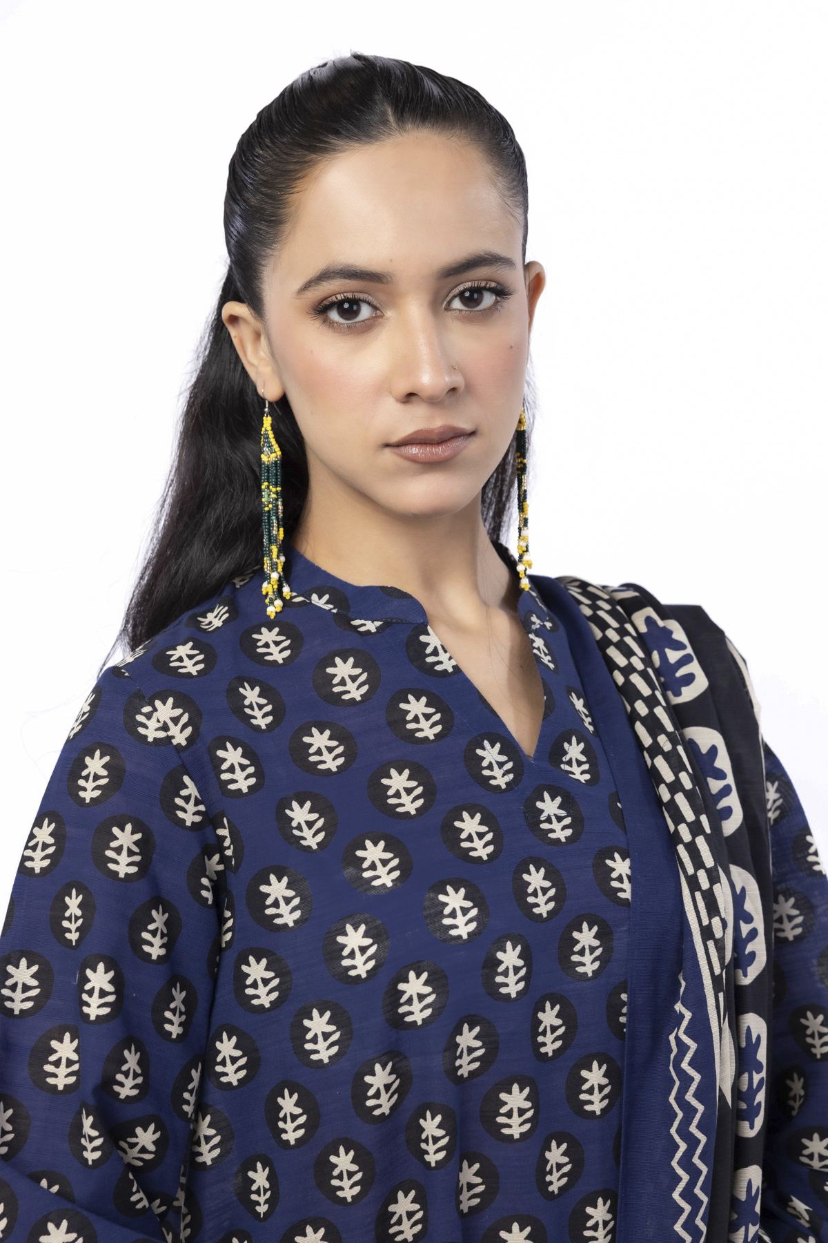 Printed Light Khaddar Fabrics 3 Piece - 1001902049