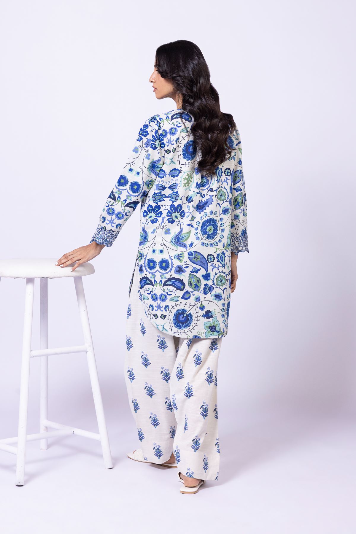 Printed Khaddar Kurta - 25-10-11E16-11TB-VG