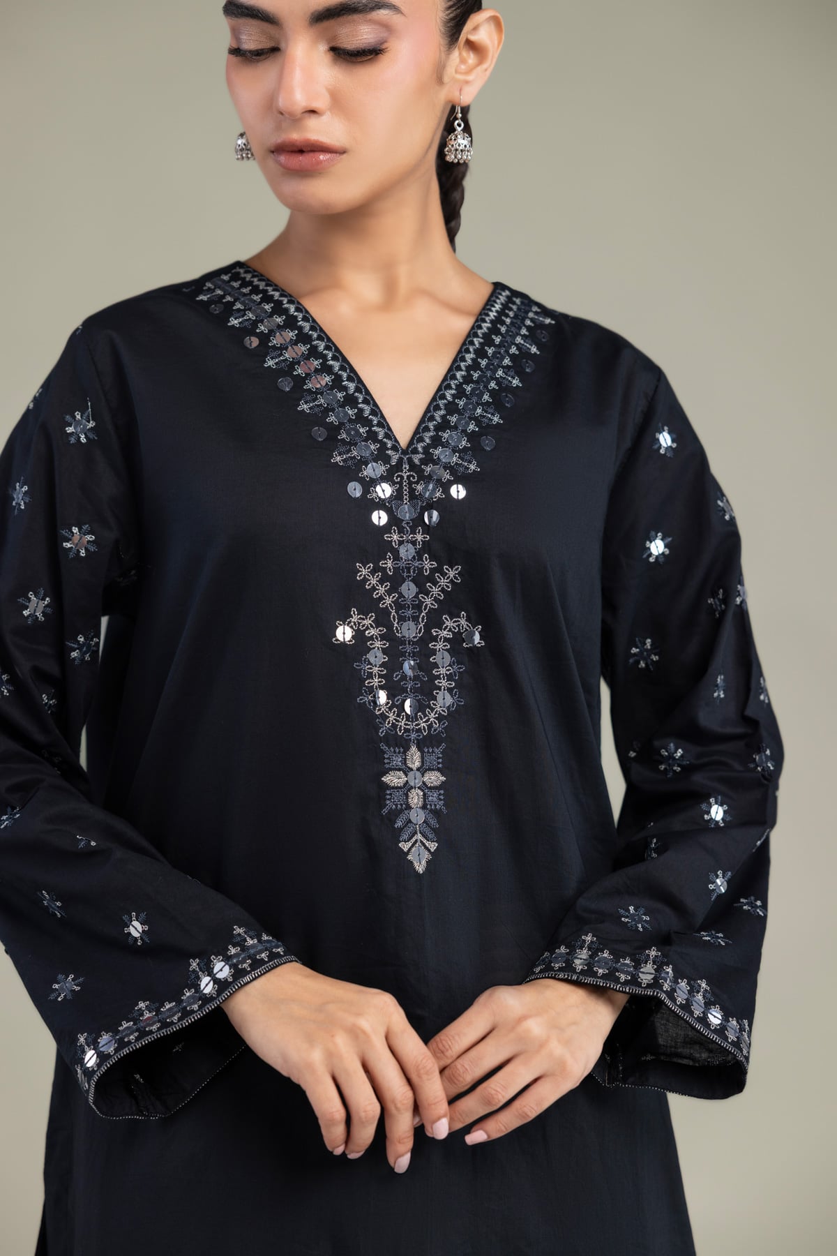 Embroidered Cambric Black V-neck Kurta - 1-26-102-A-F-VG