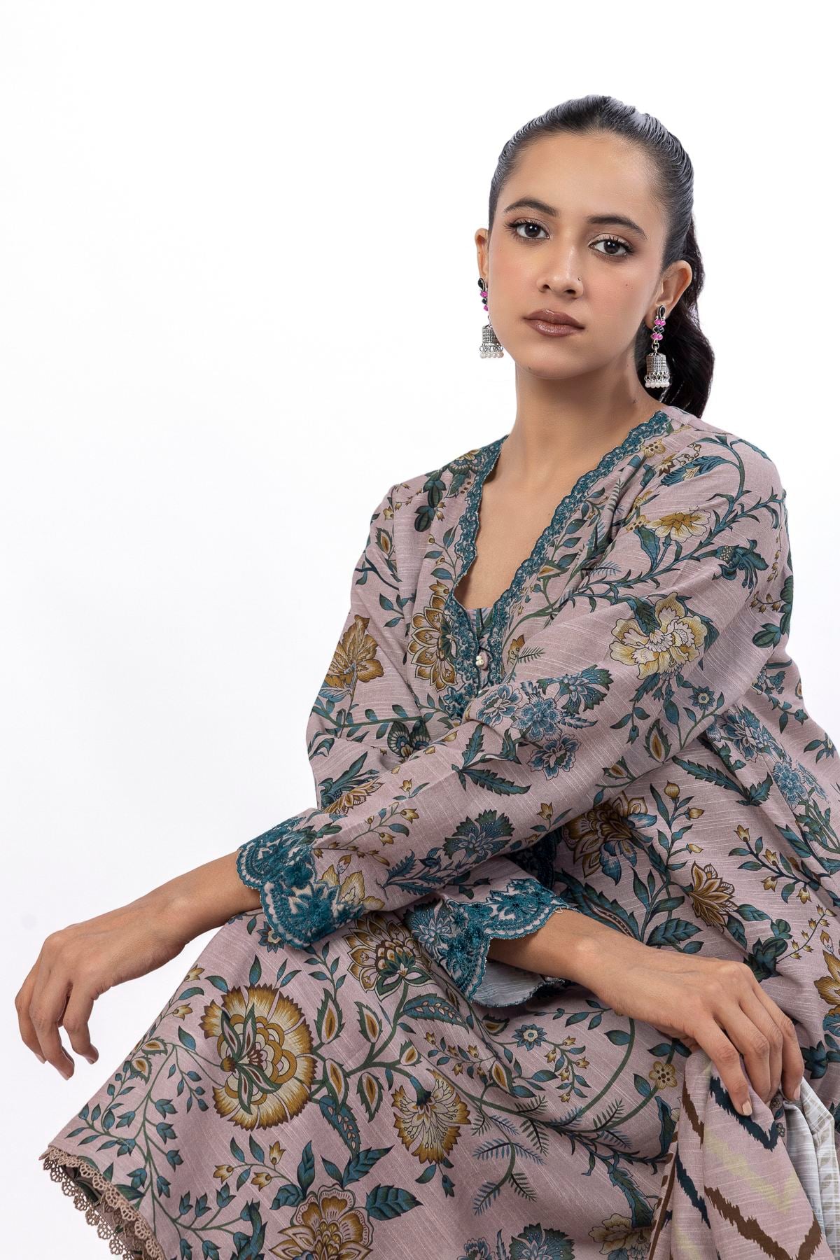Embroidered Light Khaddar Fabrics 3 Piece - LKW41A-G-VG