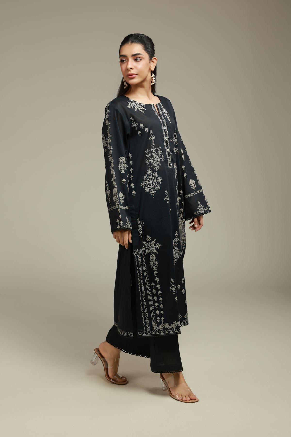 Printed Lawn Lawn Tailored Set - A22-26-218FJ1-VG